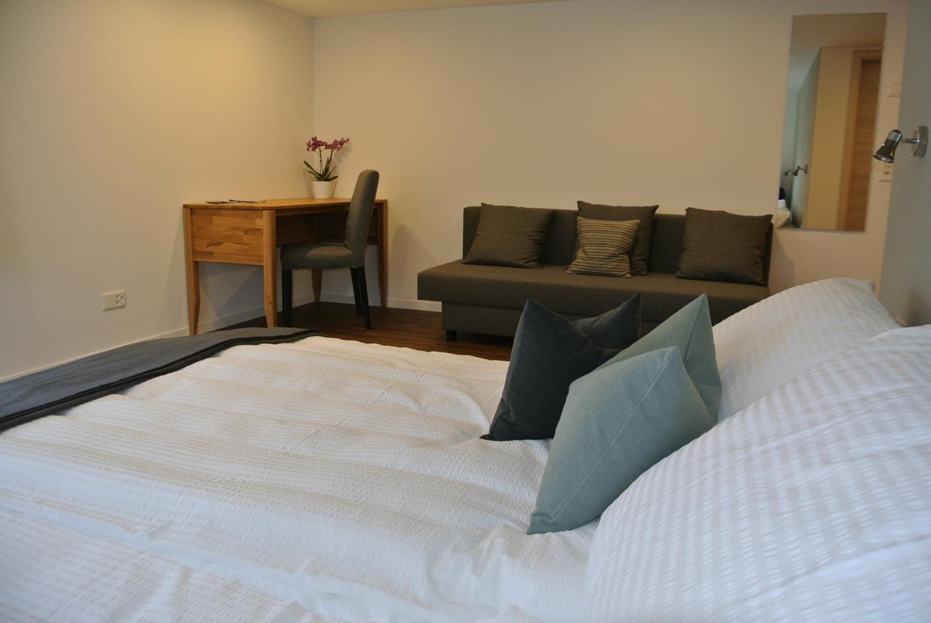 Double Room - Photo 2