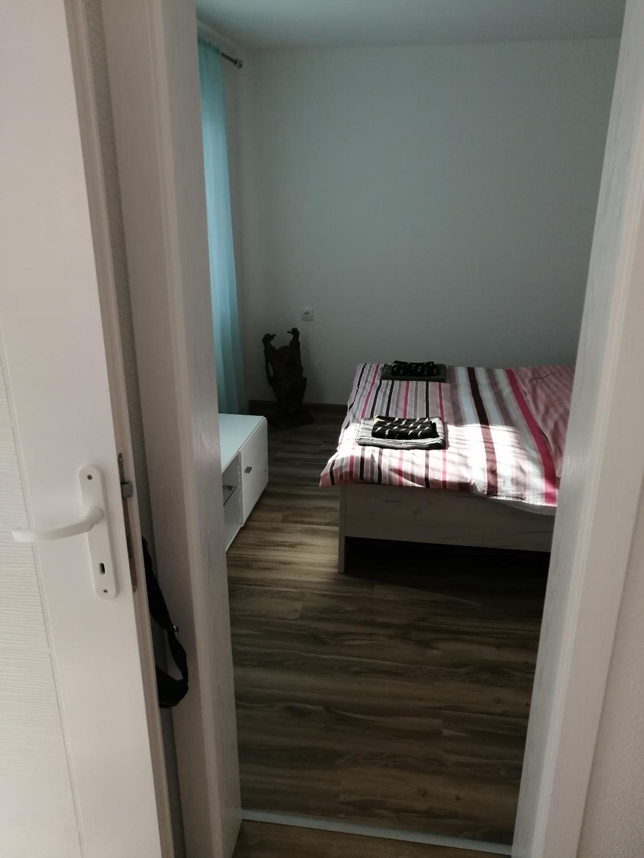 一卧室房屋