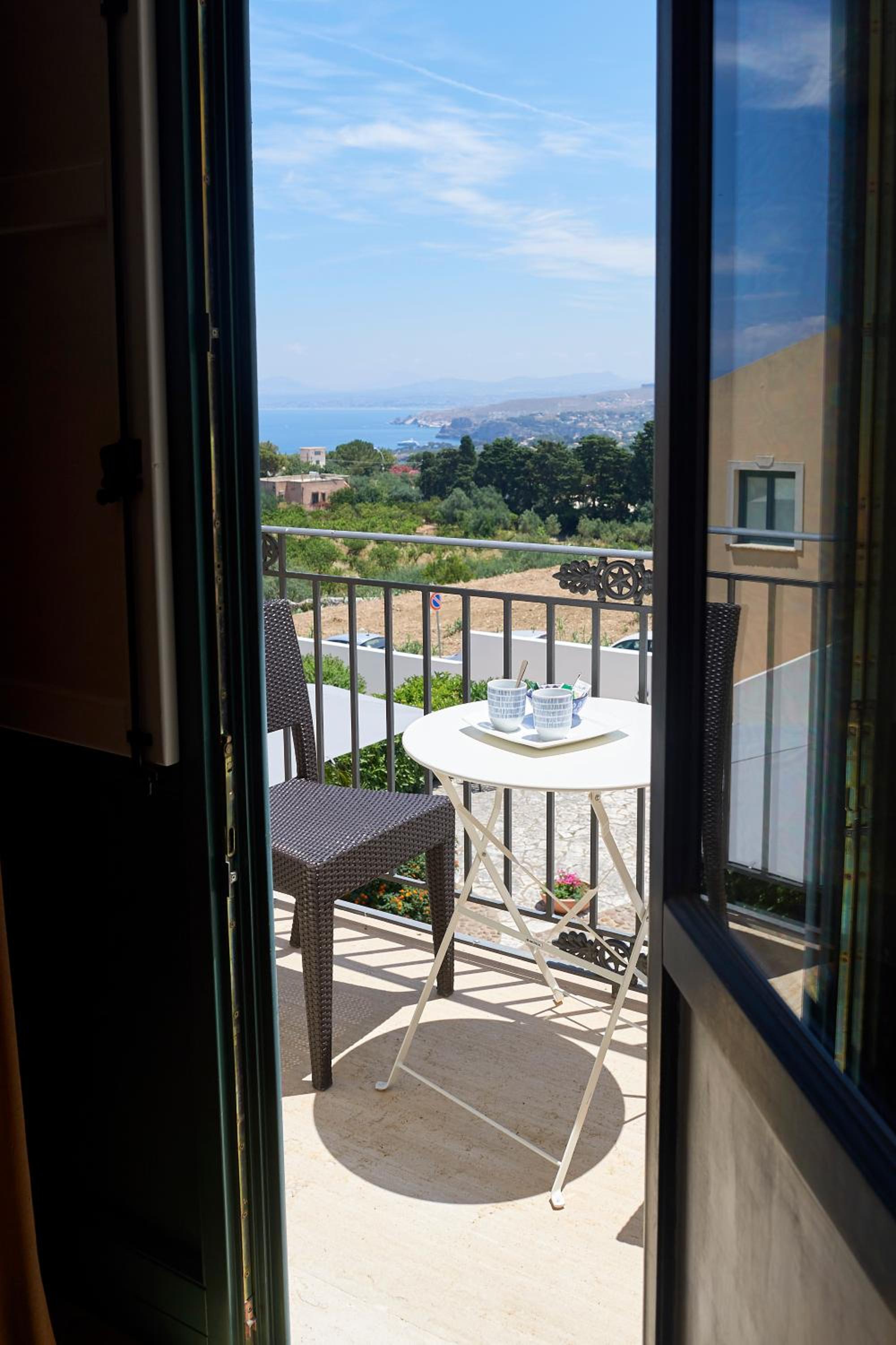 Executive Double Room - Photo 9