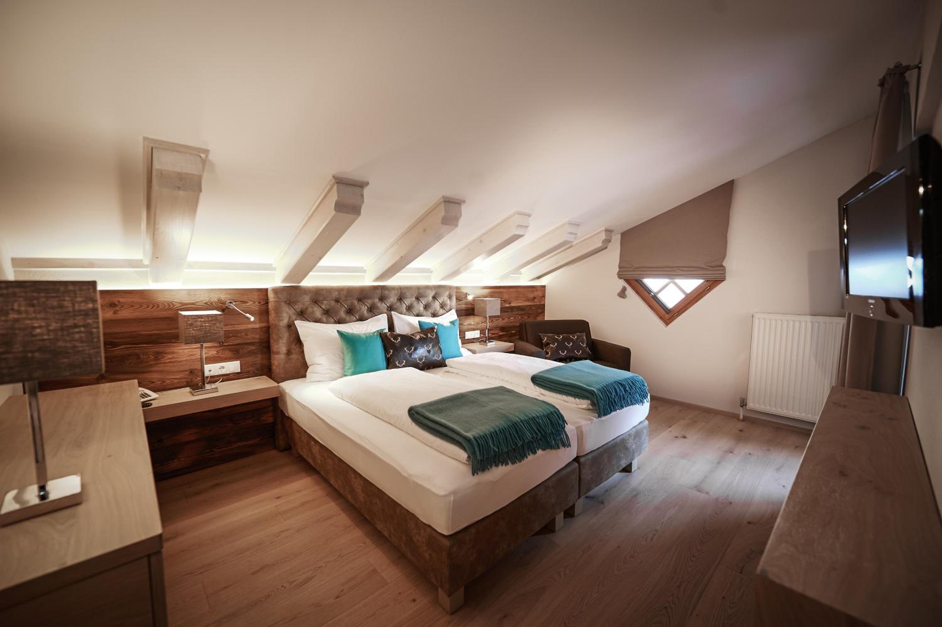 Suite with Balcony - Photo 8