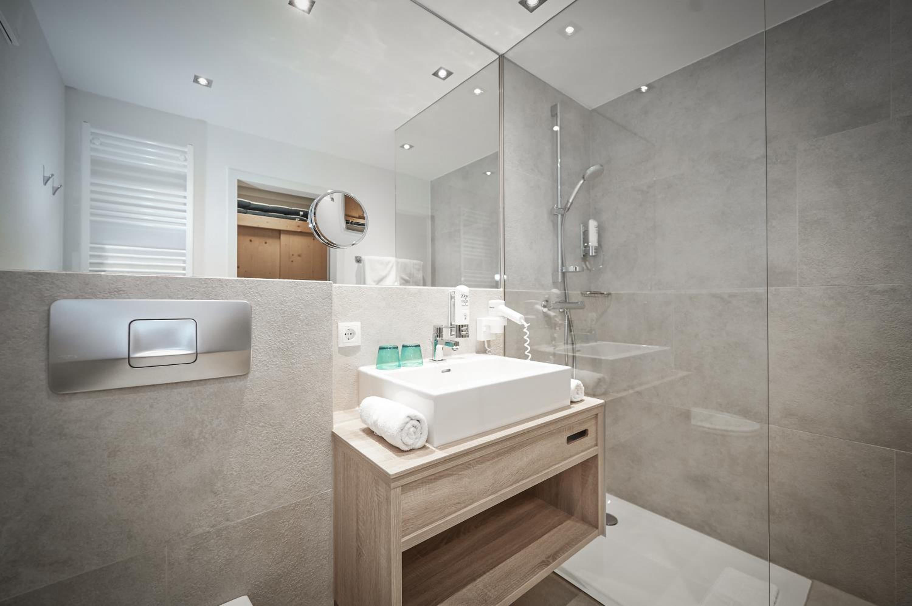 Double Room - Photo 5