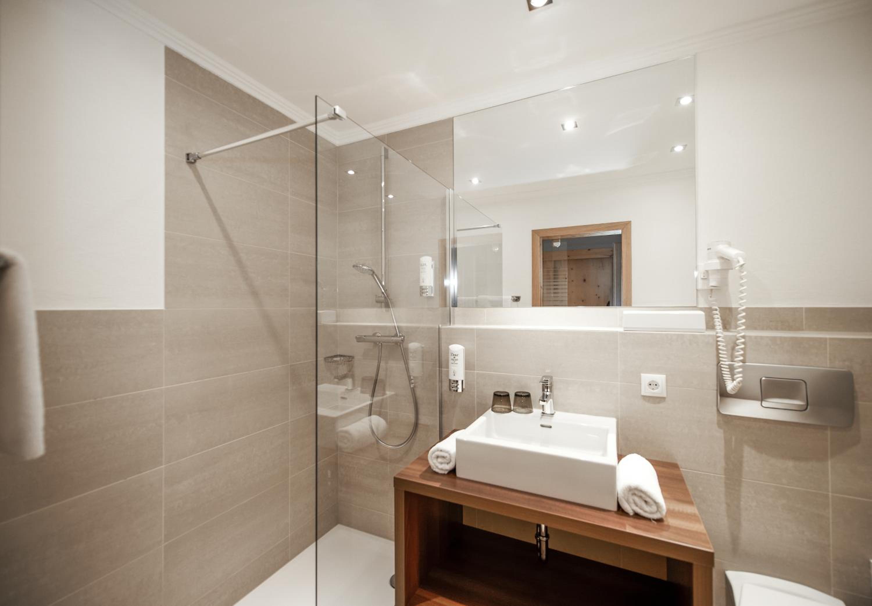 Double Room - Photo 7