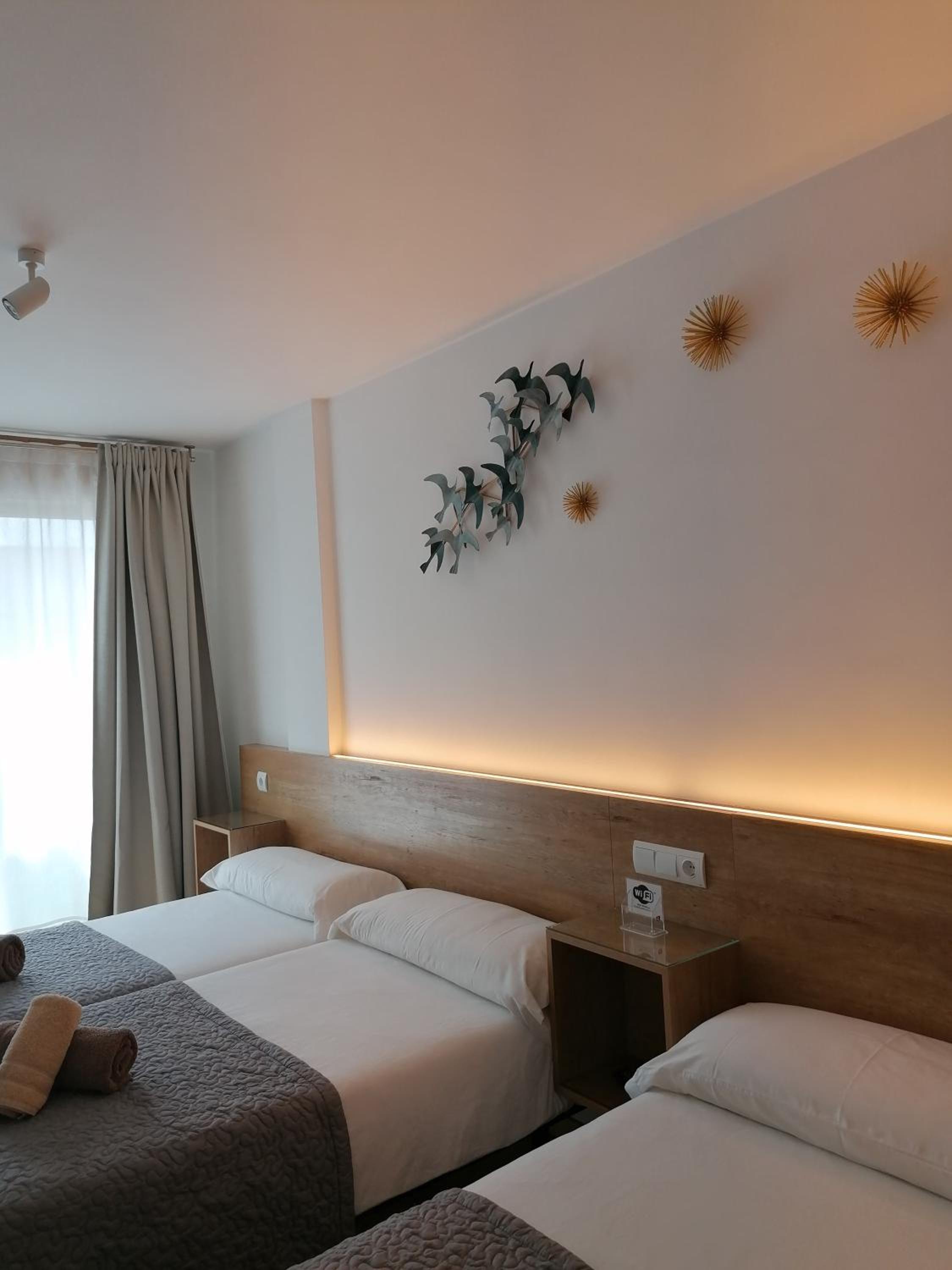 Triple Room with Private Bathroom