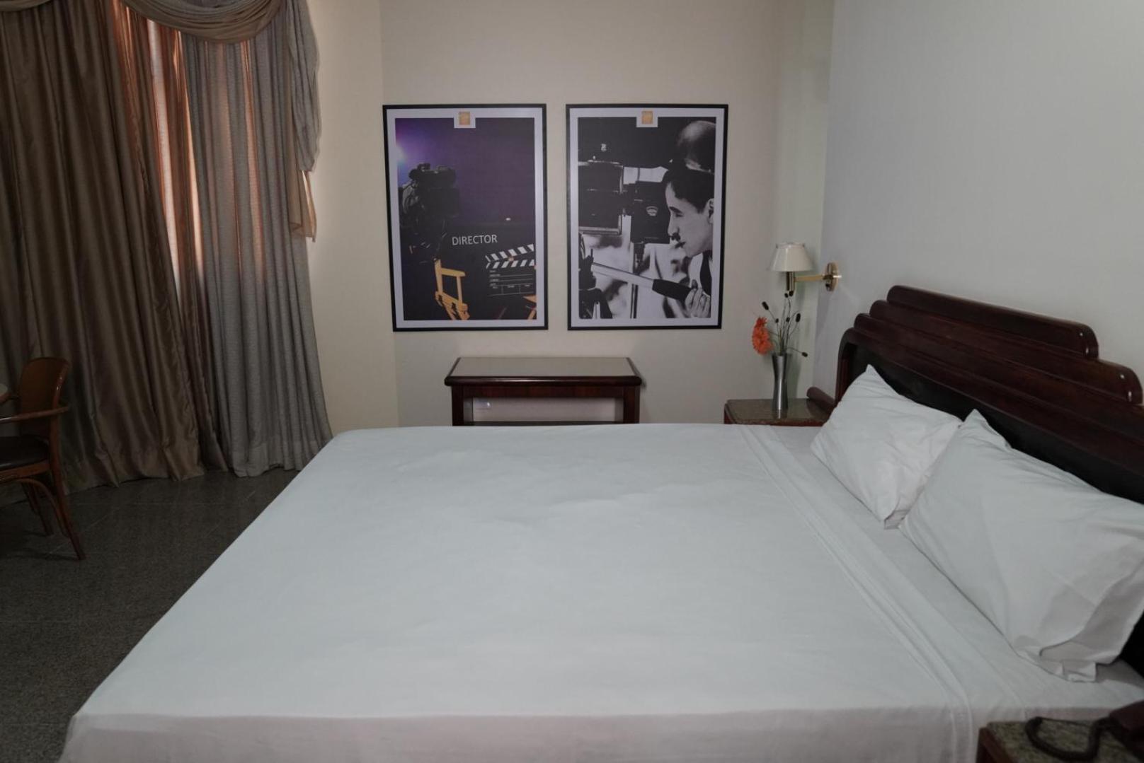 Double Room - Photo 15