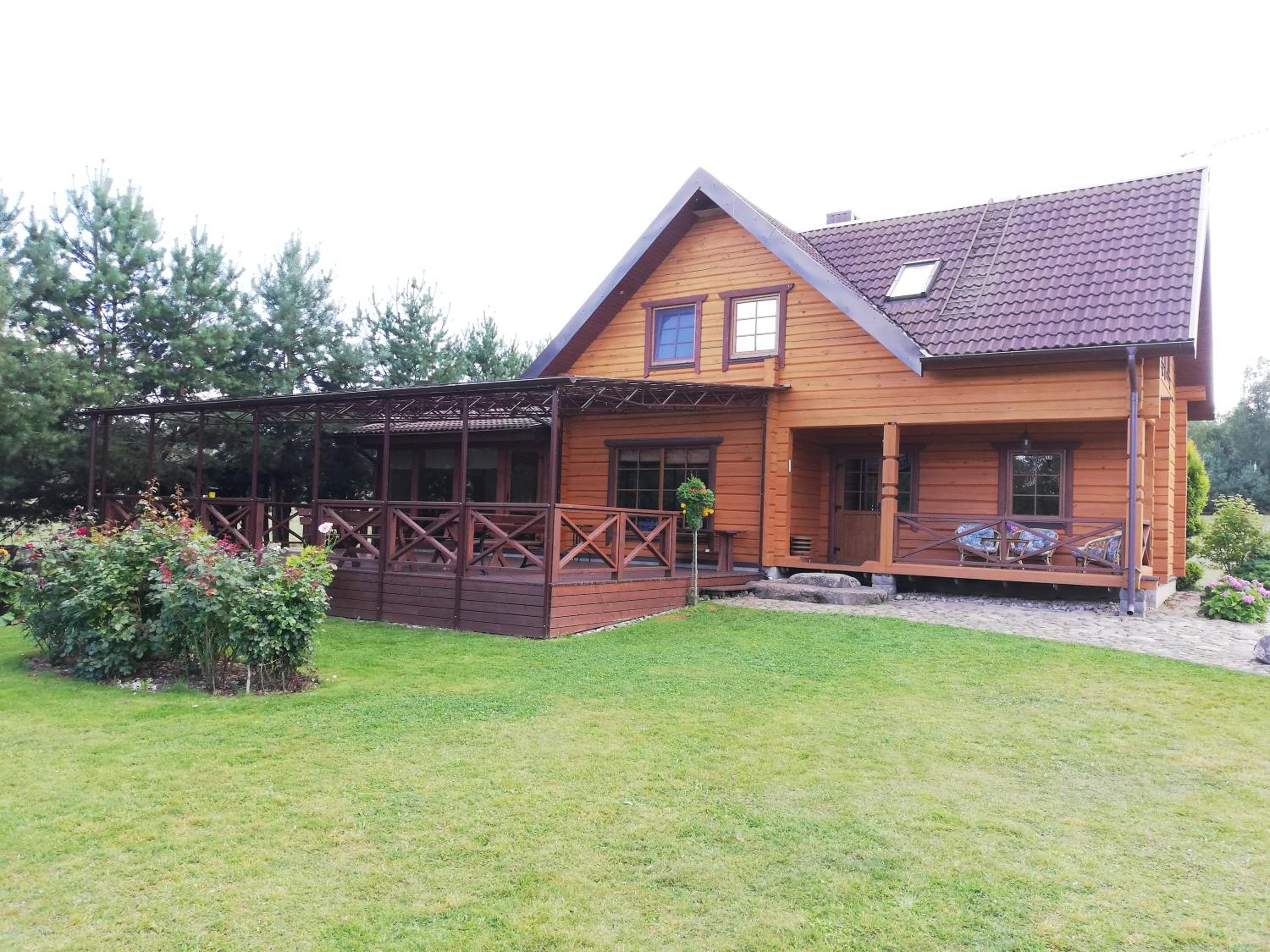 Four-Bedroom House photo 3
