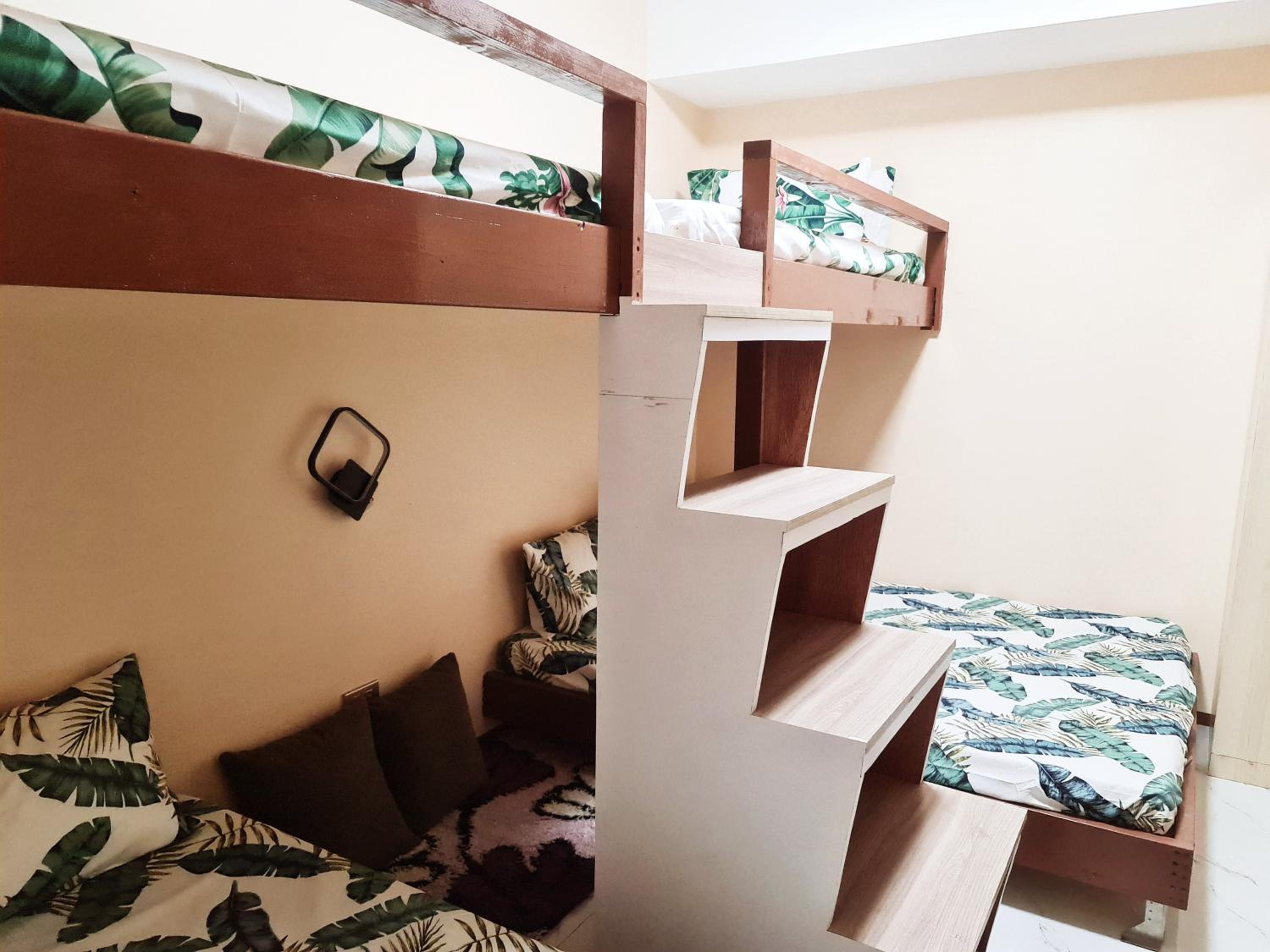 Two-Bedroom Apartment - Photo 37