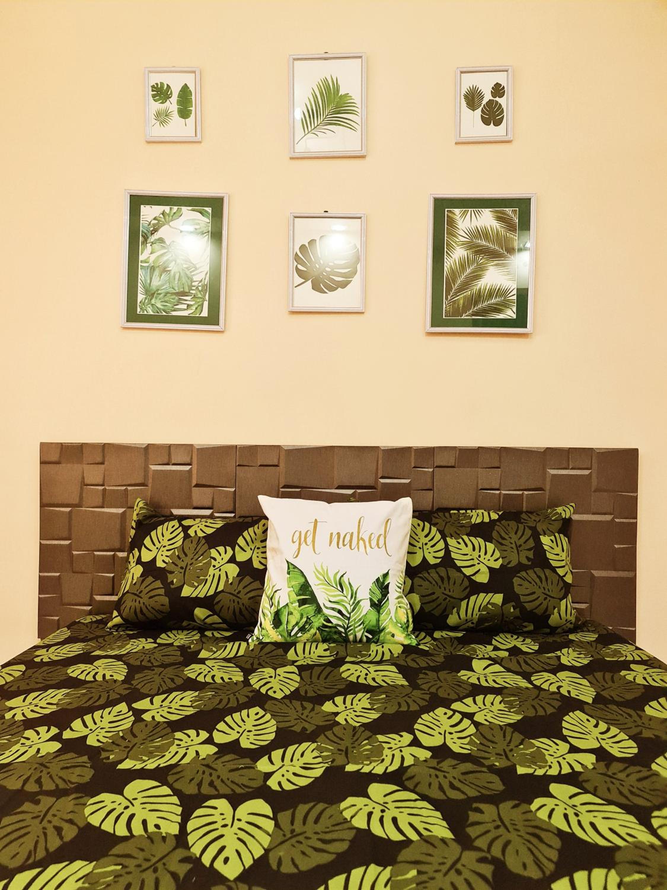 Two-Bedroom Apartment - Photo 40