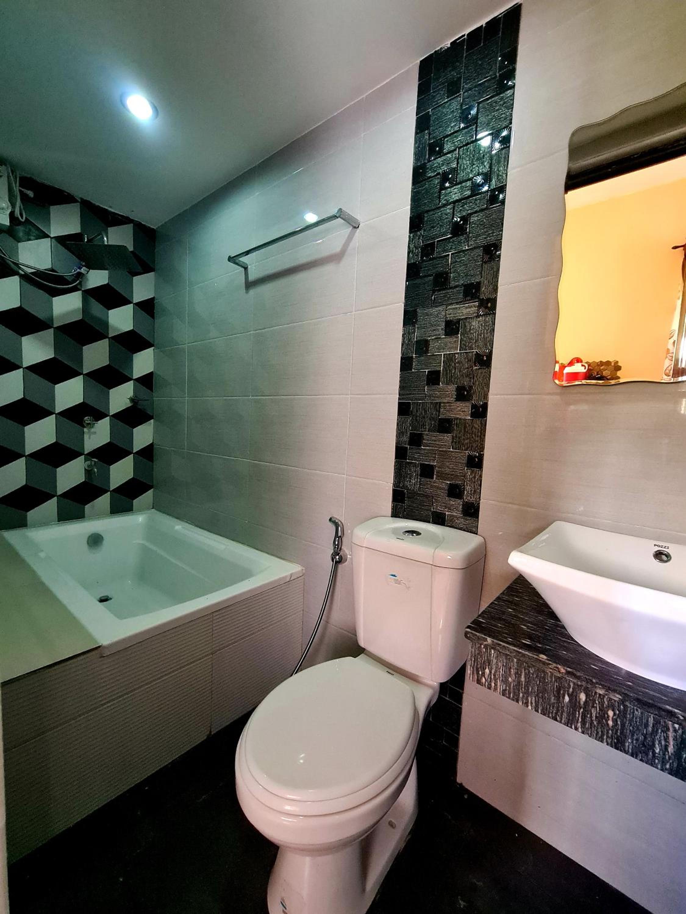 Two-Bedroom Apartment - Photo 9