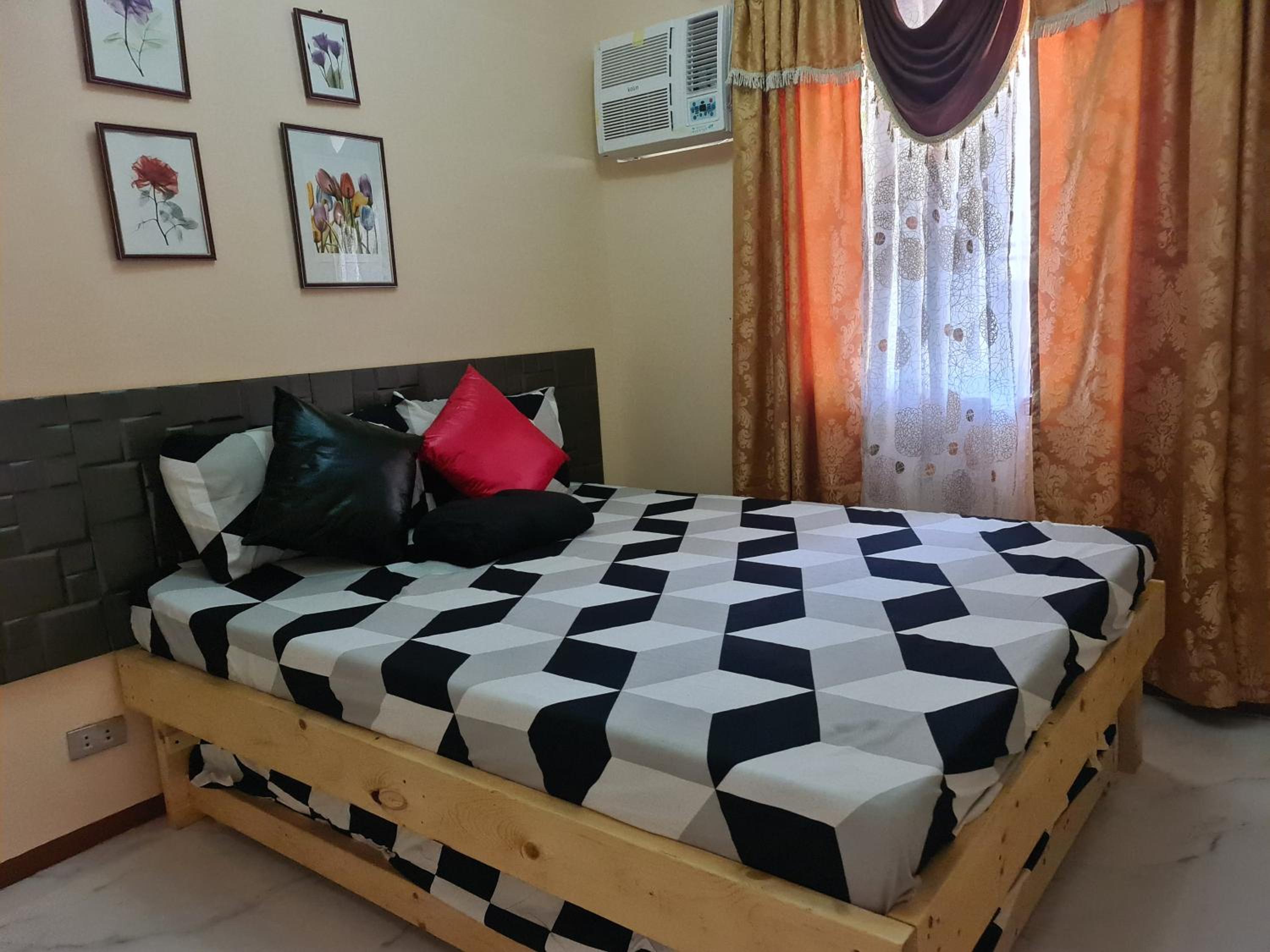 Two-Bedroom Apartment - Photo 11