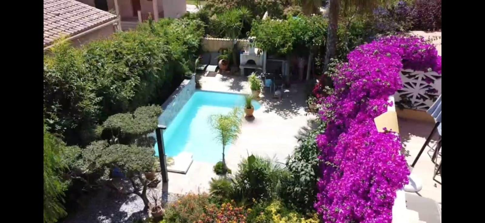Double Room with Garden View - Photo 1