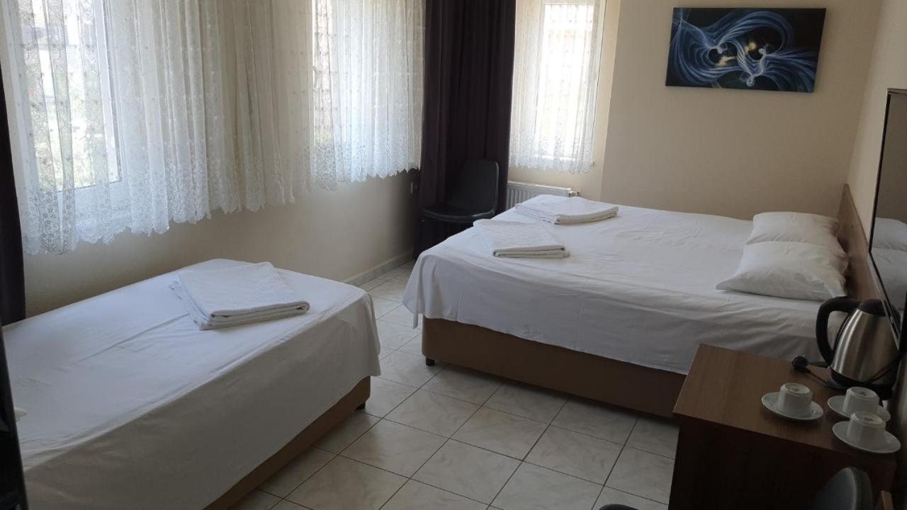 Deluxe Triple Room photo 3