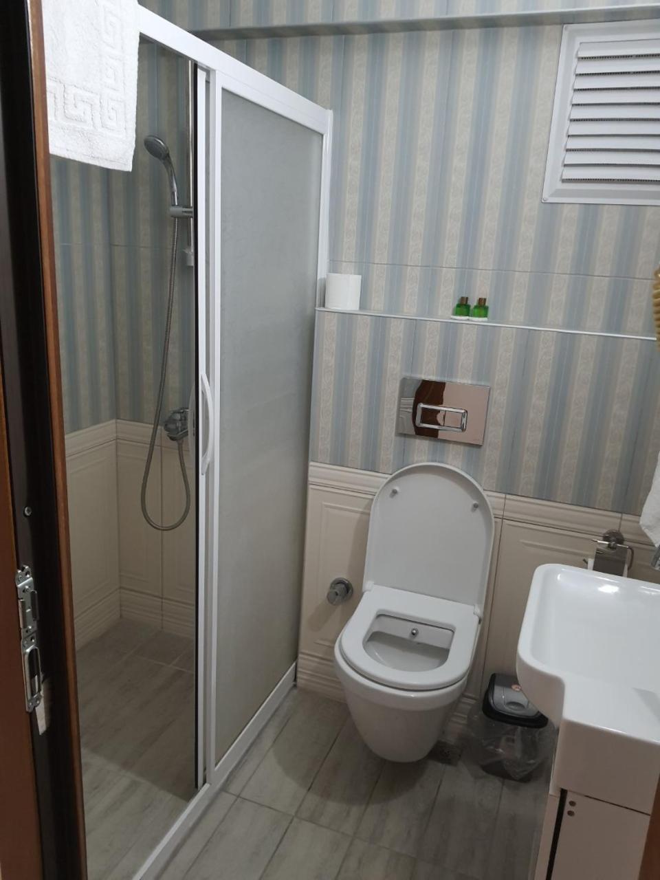 Standard Triple Room photo 3