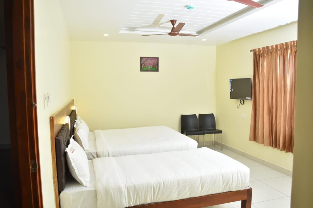 Economy Double Room photo 2