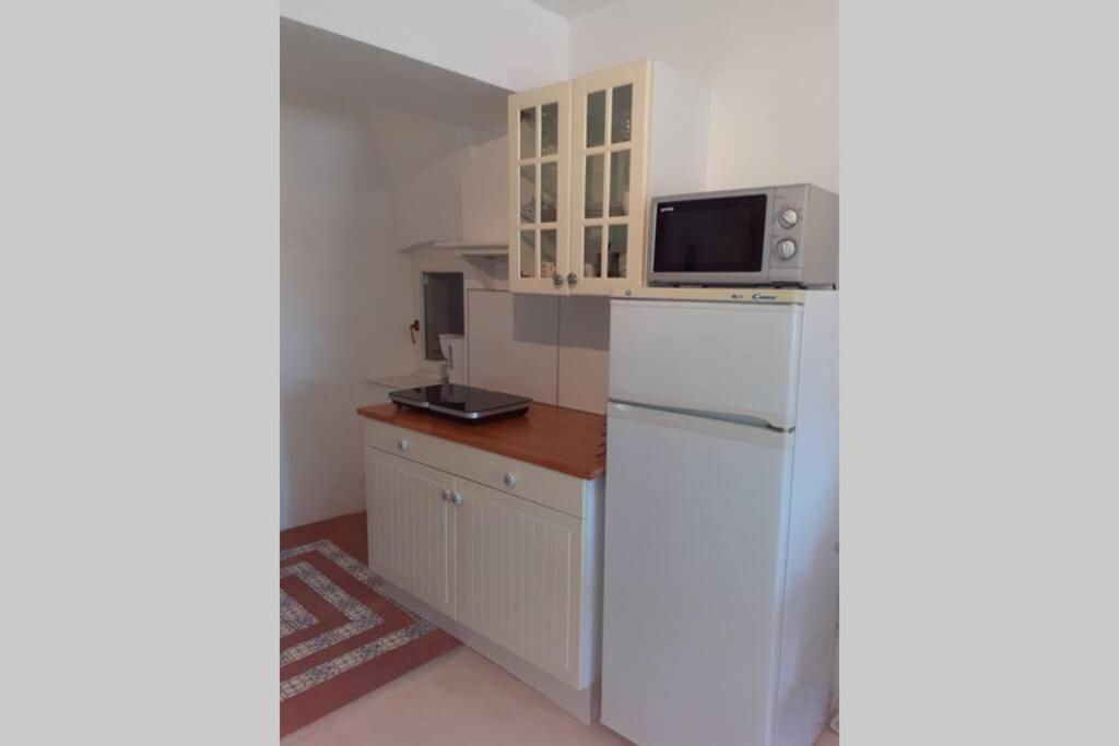 One-Bedroom Apartment - Photo 16