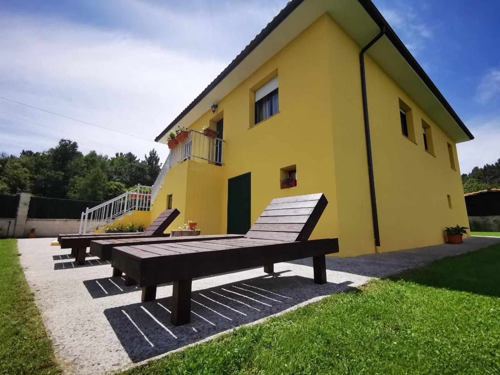 Three-Bedroom House photo 2