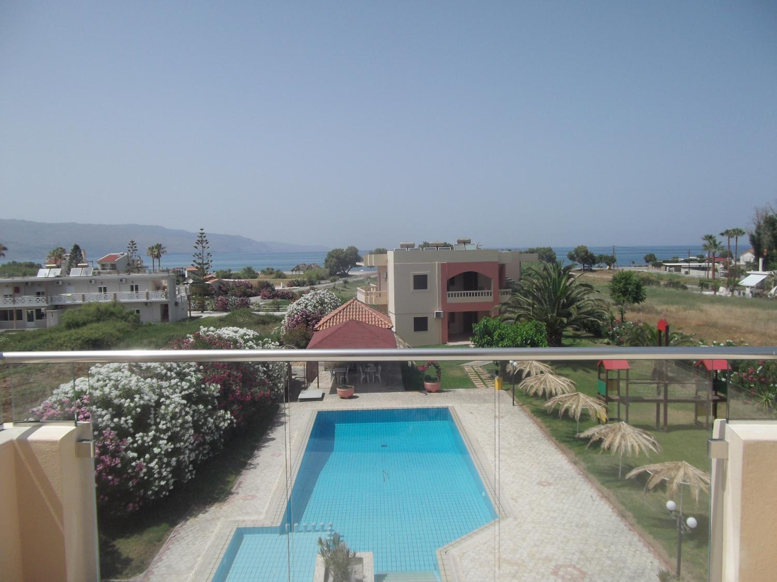 Studio (2 Adults) with Panoramic Sea View - Photo 3