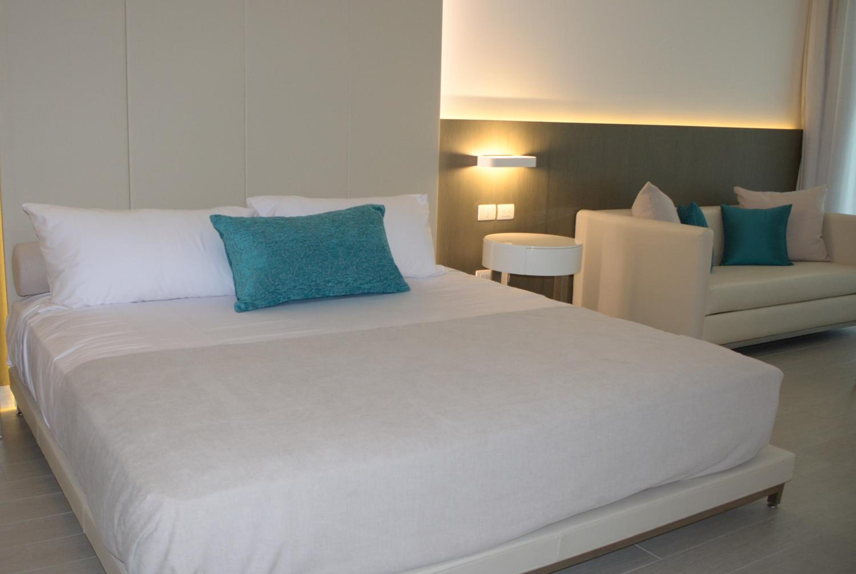 Available room