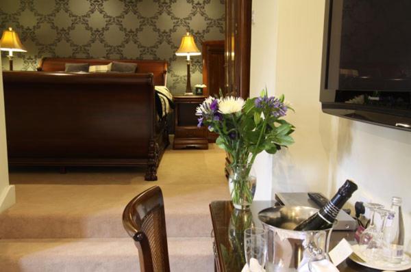 Superior King Room photo 2