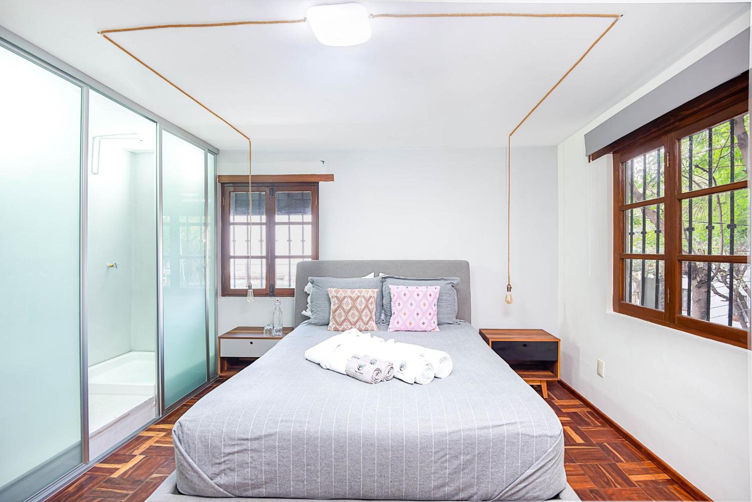 Deluxe Double Room - Photo 8