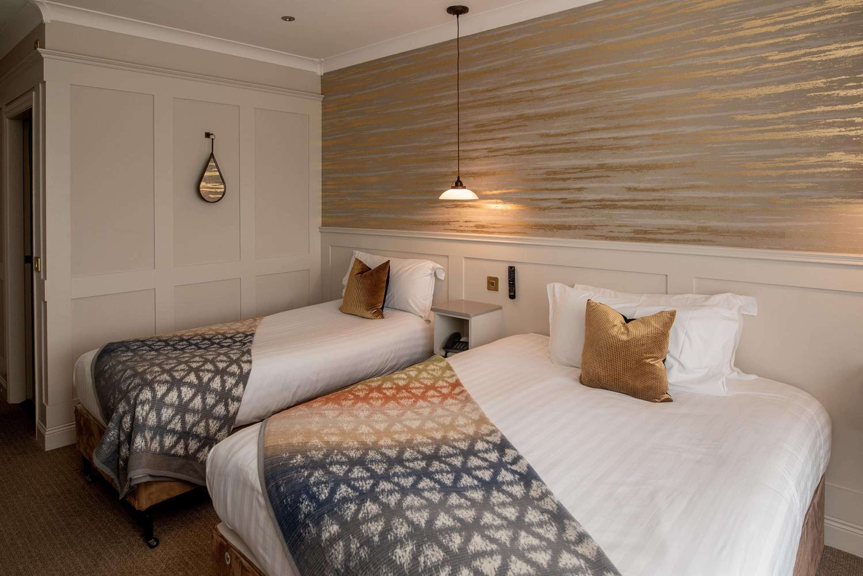 Family Double Room - Photo 1