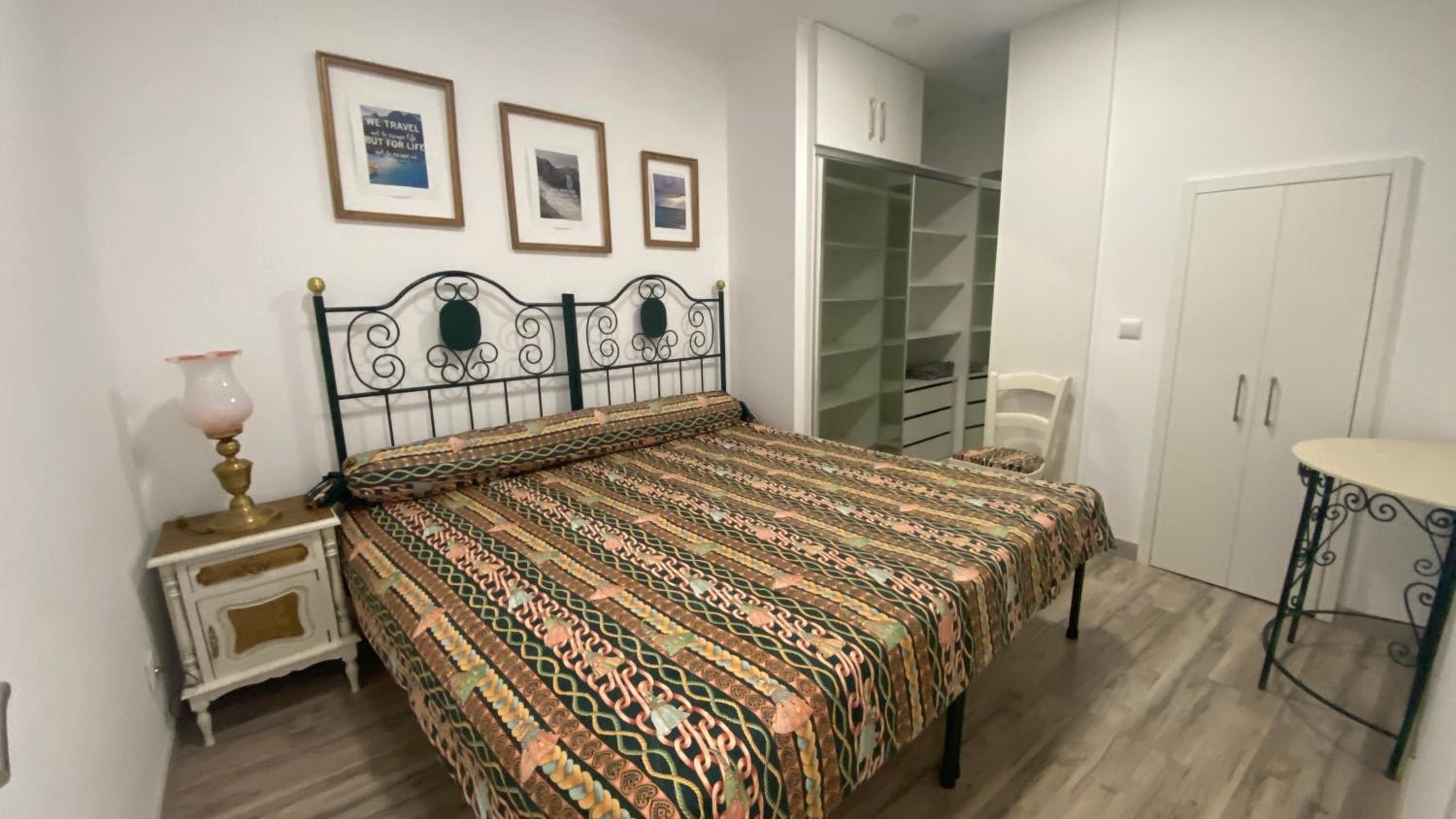 One-Bedroom Apartment - Photo 11
