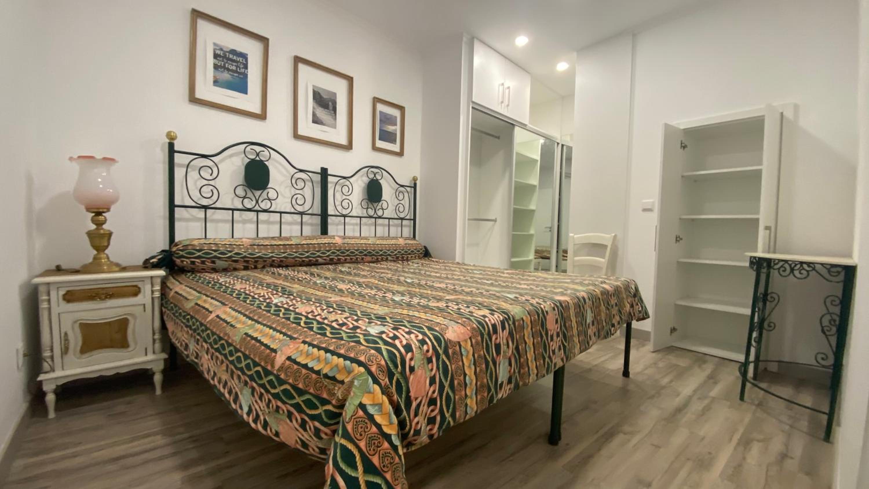 One-Bedroom Apartment - Photo 19