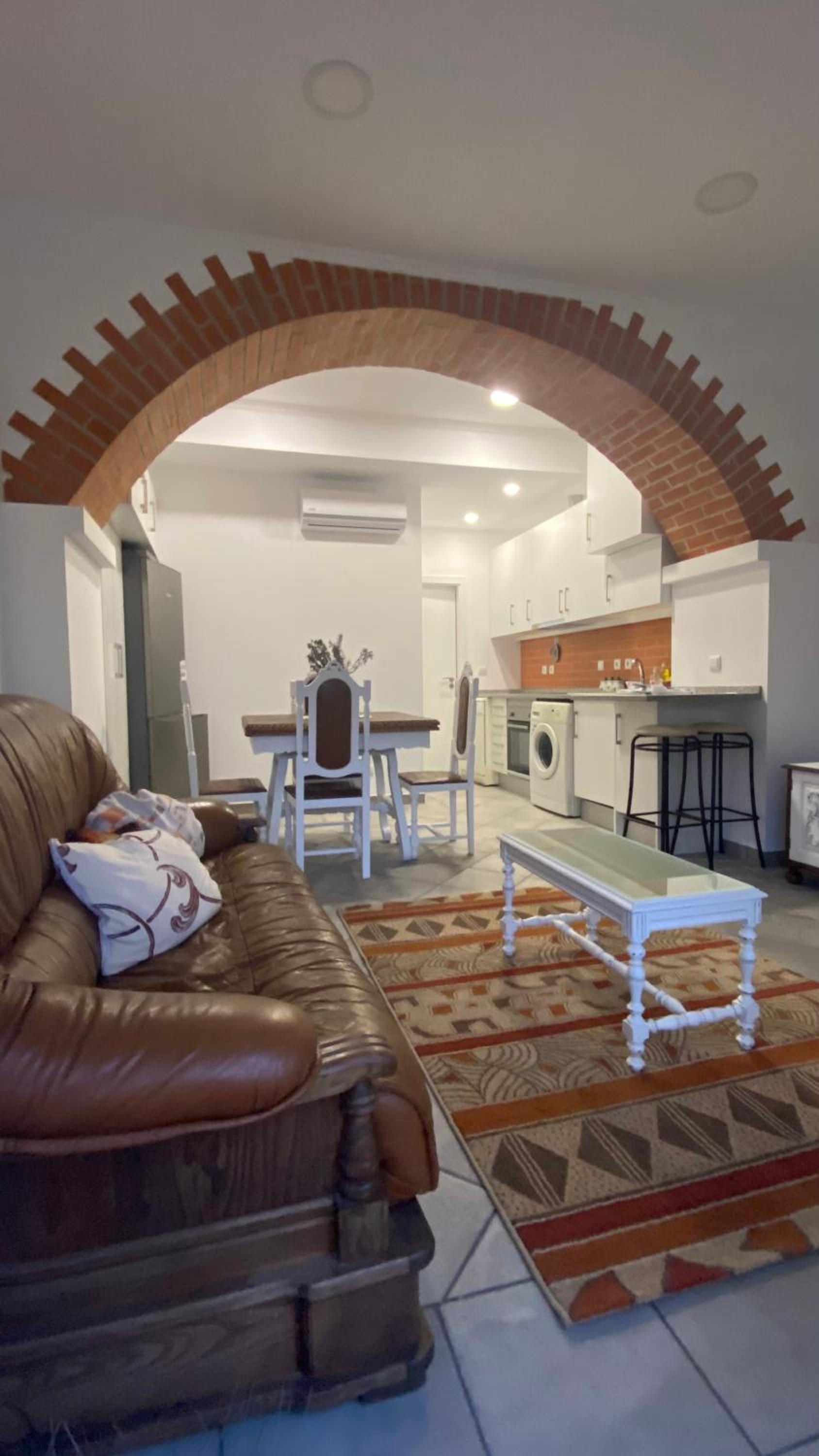 One-Bedroom Apartment - Photo 20