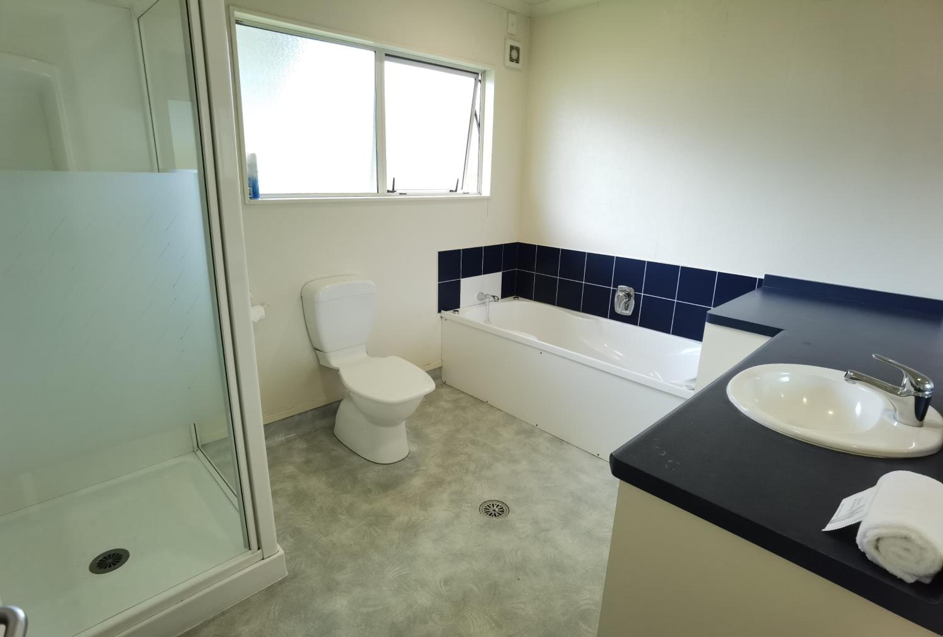 Superior Two-Bedroom Apartment with Air Conditioning - Photo 21
