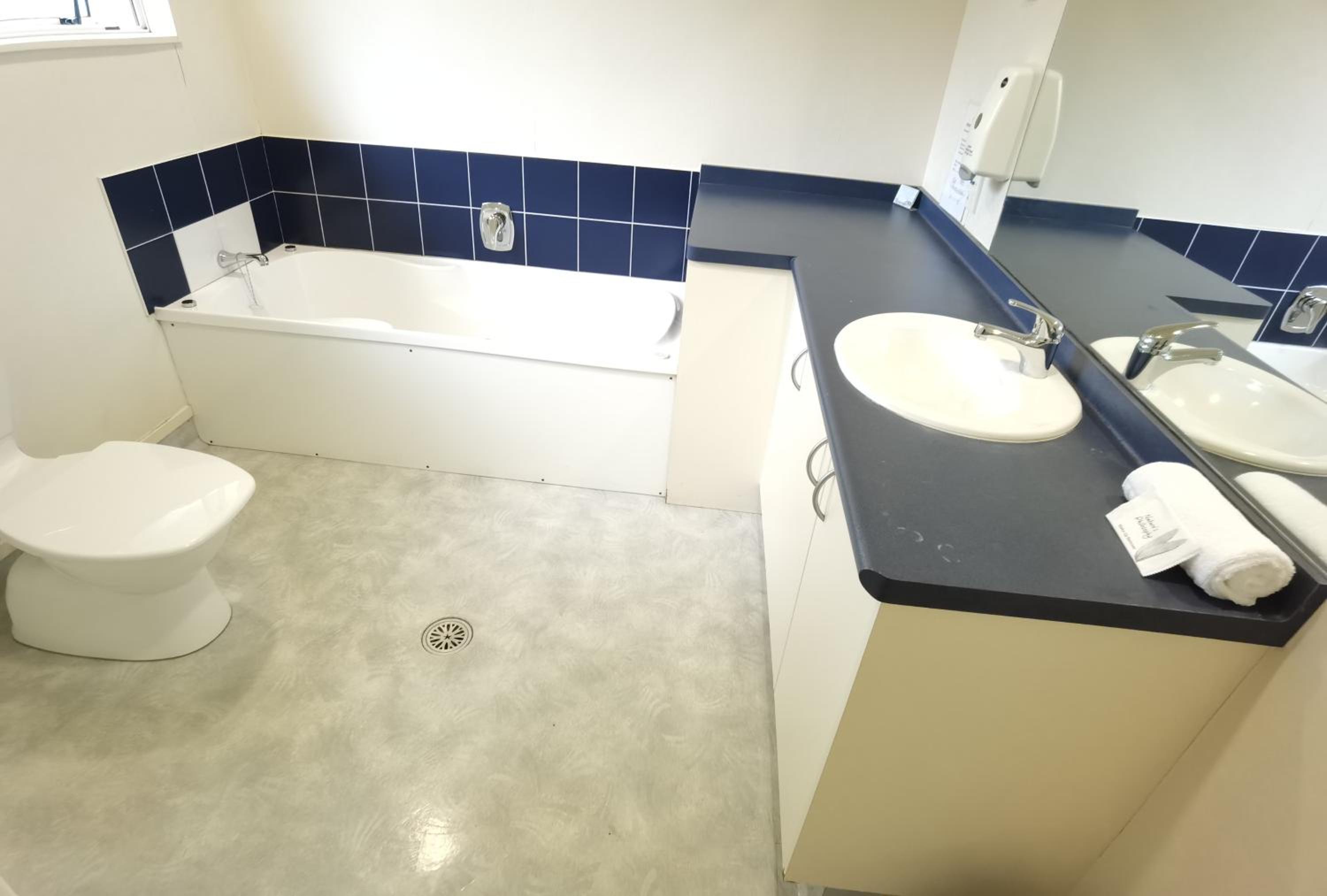 Superior Two-Bedroom Apartment with Air Conditioning - Photo 12
