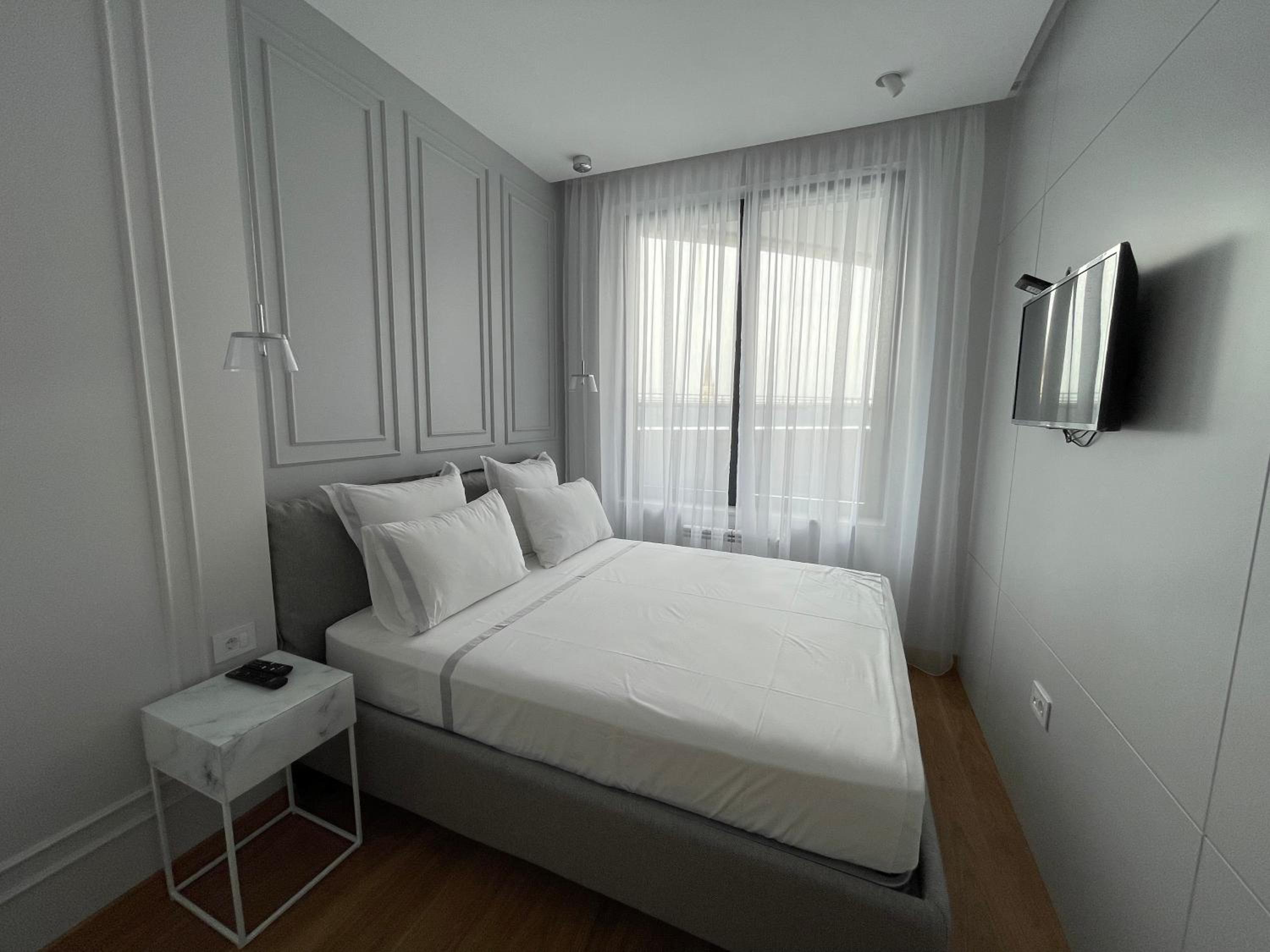 Deluxe Apartment - Photo 18