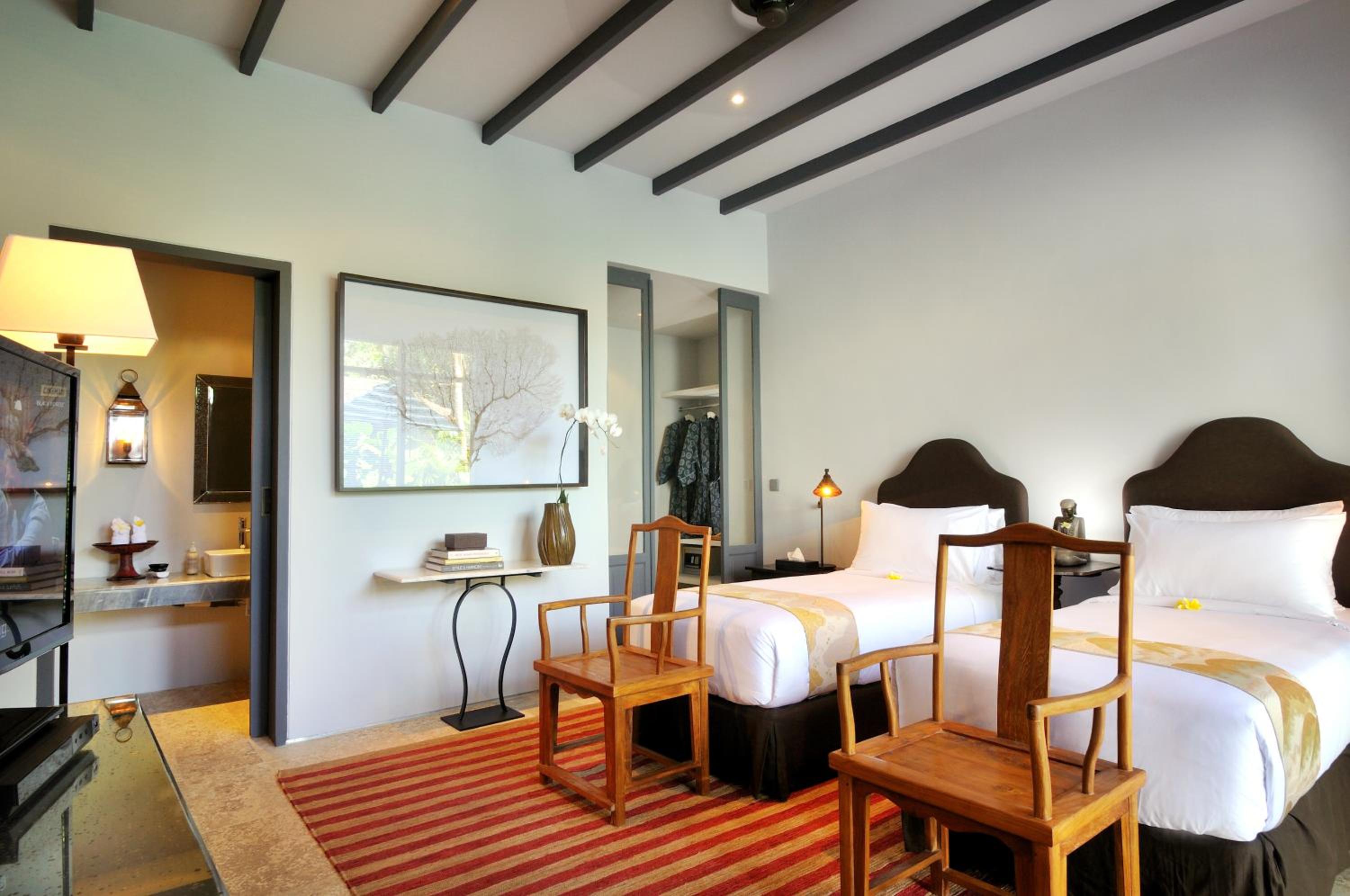 Deluxe Twin Ground Room