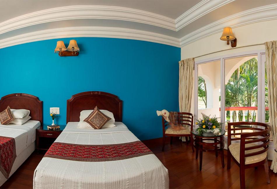 River View Room with Verandha - Photo 8