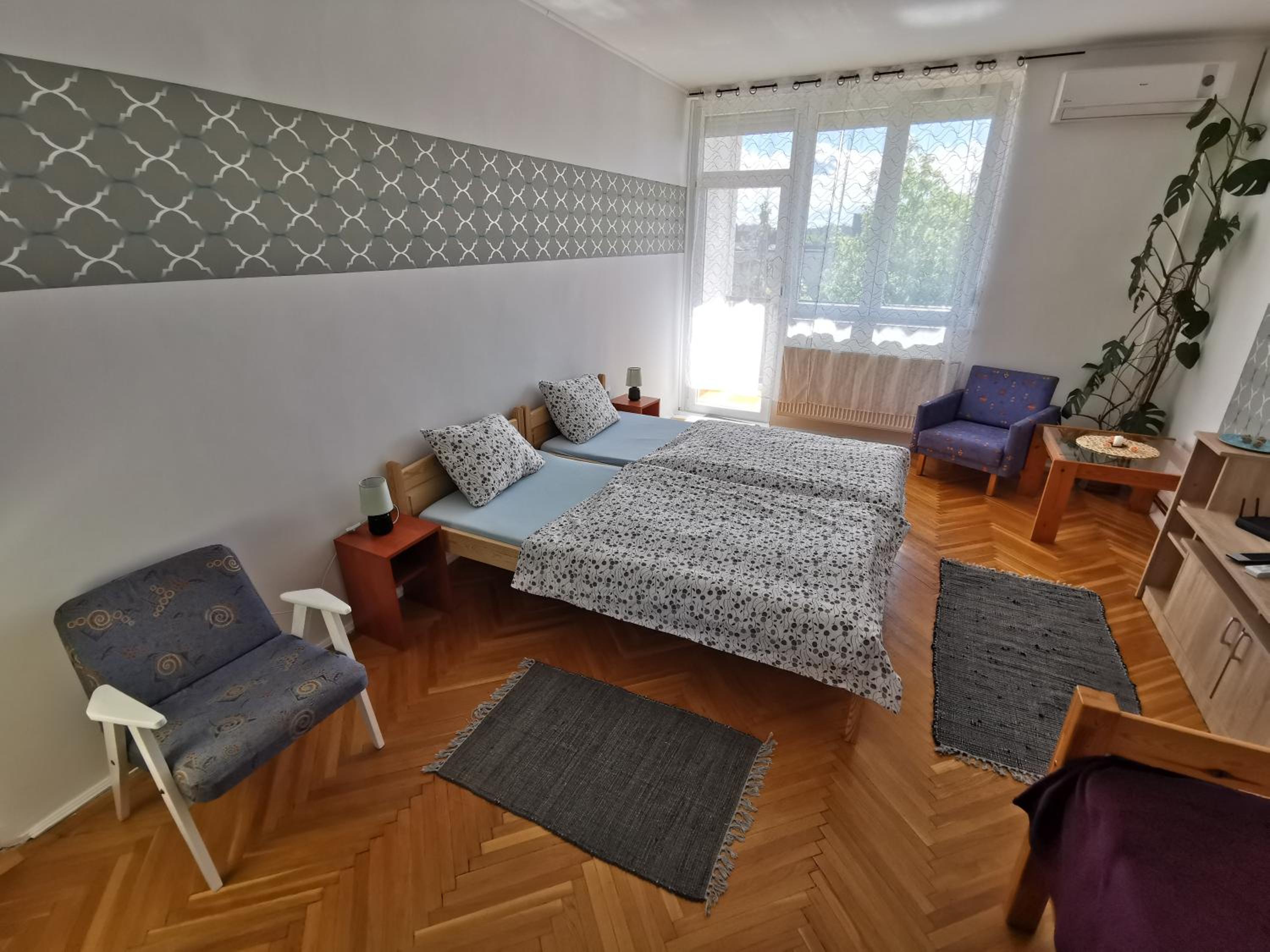 Two-Bedroom Apartment with Balcony photo 1