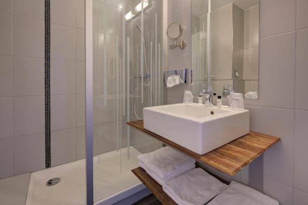 Superior Double Room - Photo 3