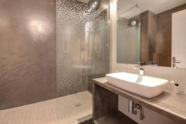 Superior Double Room with Sea View - Photo 25