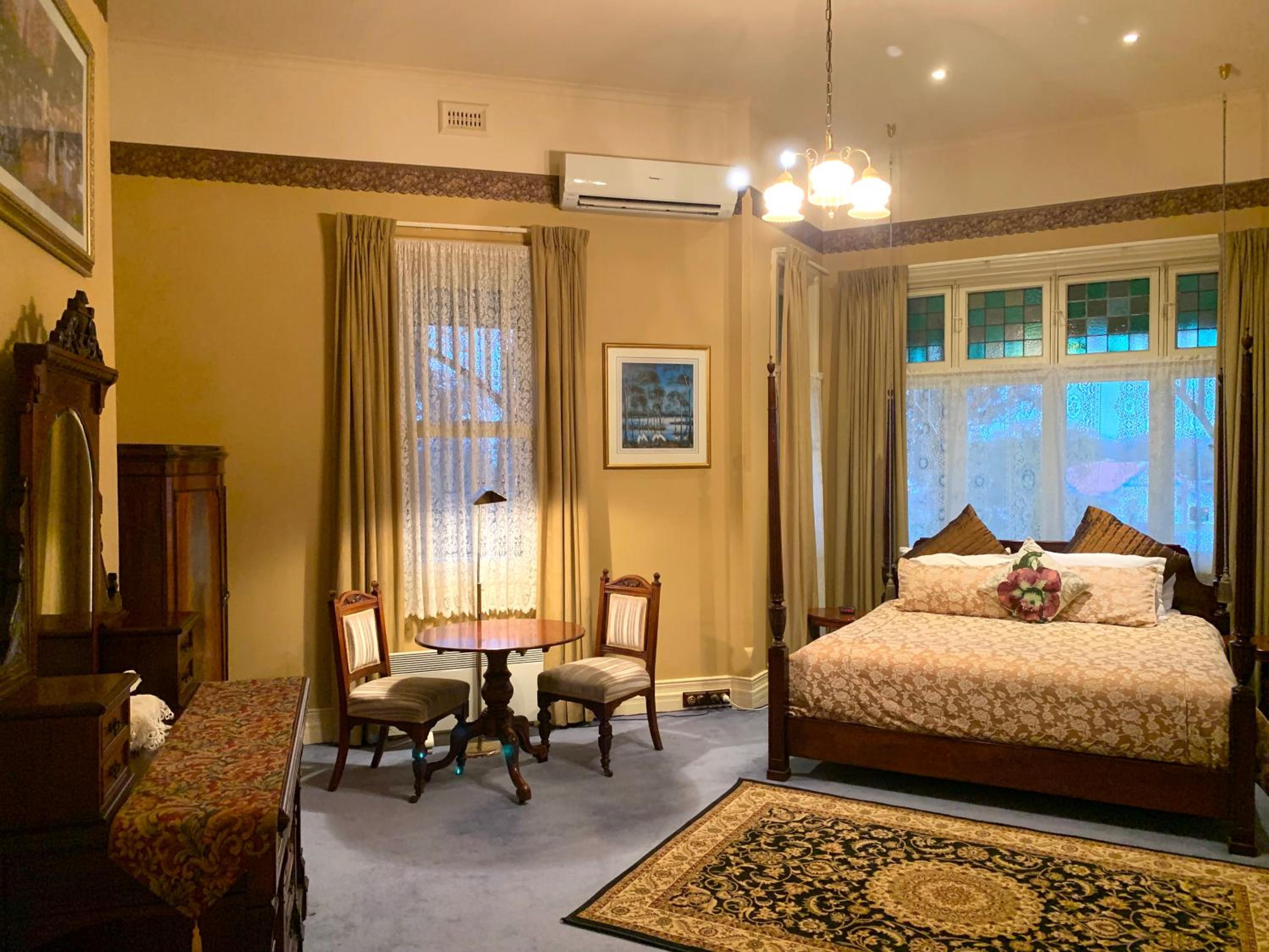 Superior King Room photo 3