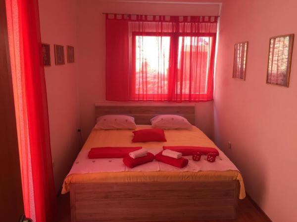 One-Bedroom Apartment With Terrace photo 1