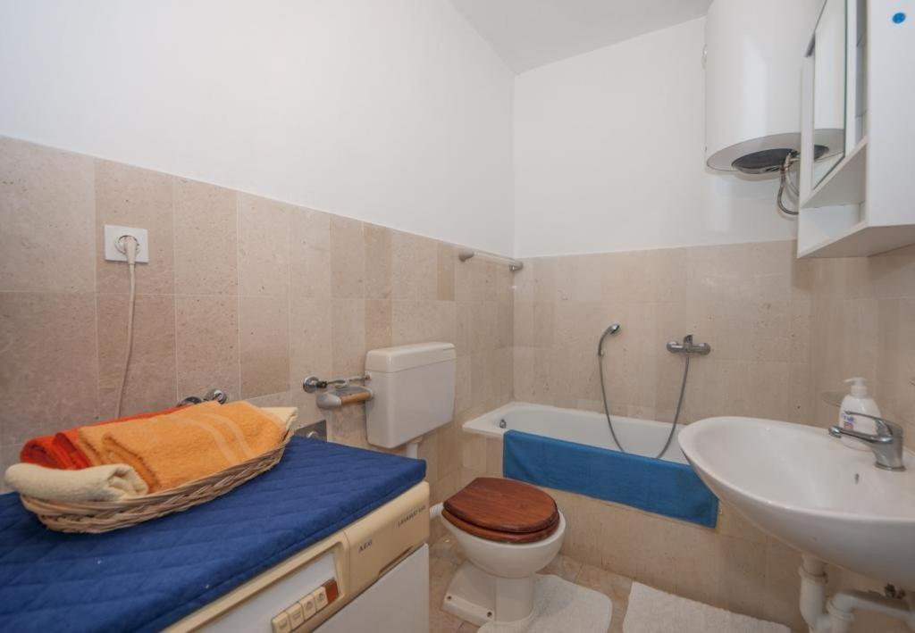 Two Bedroom Apartment  photo 3