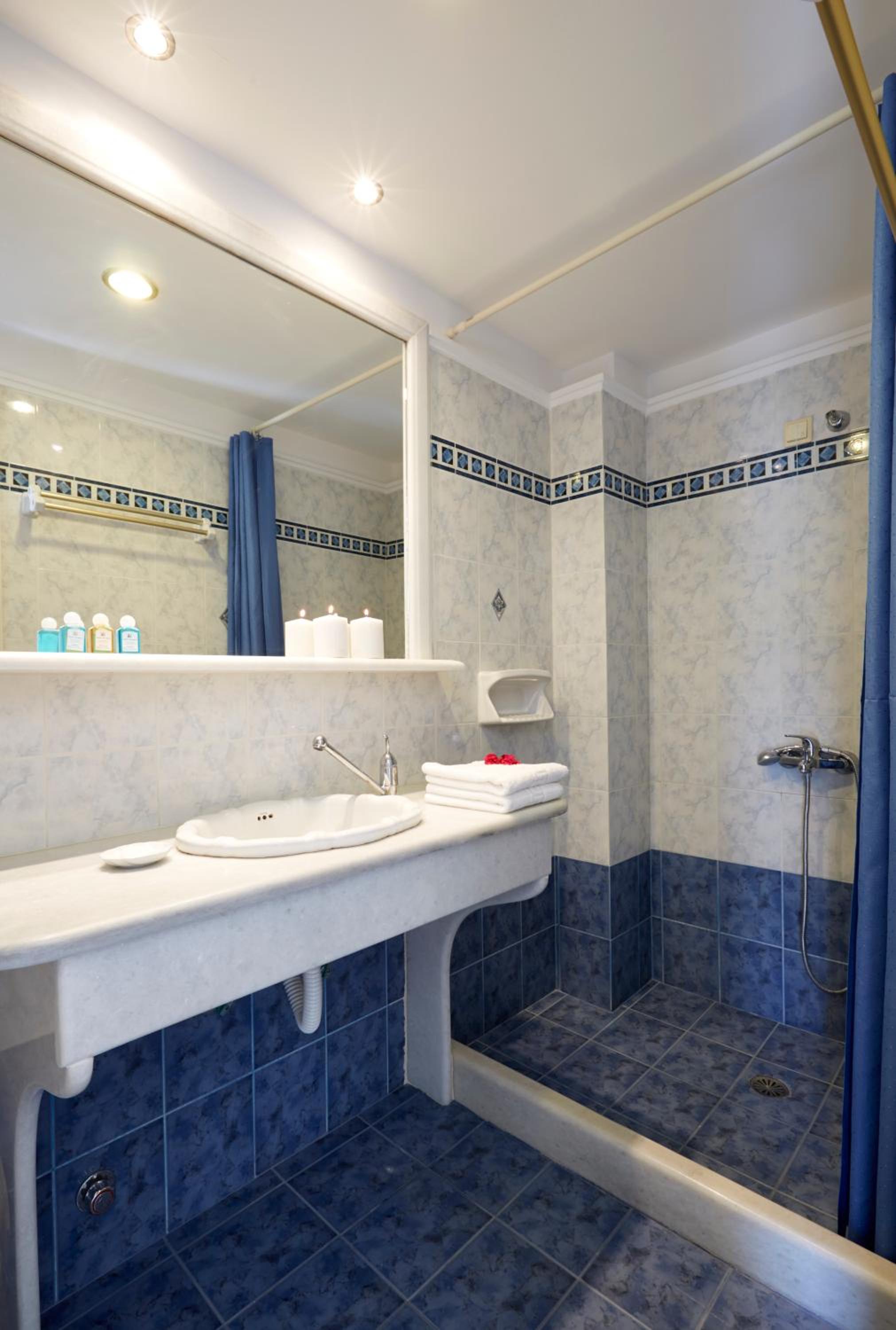 Superior Double Room with Garden View - Photo 7