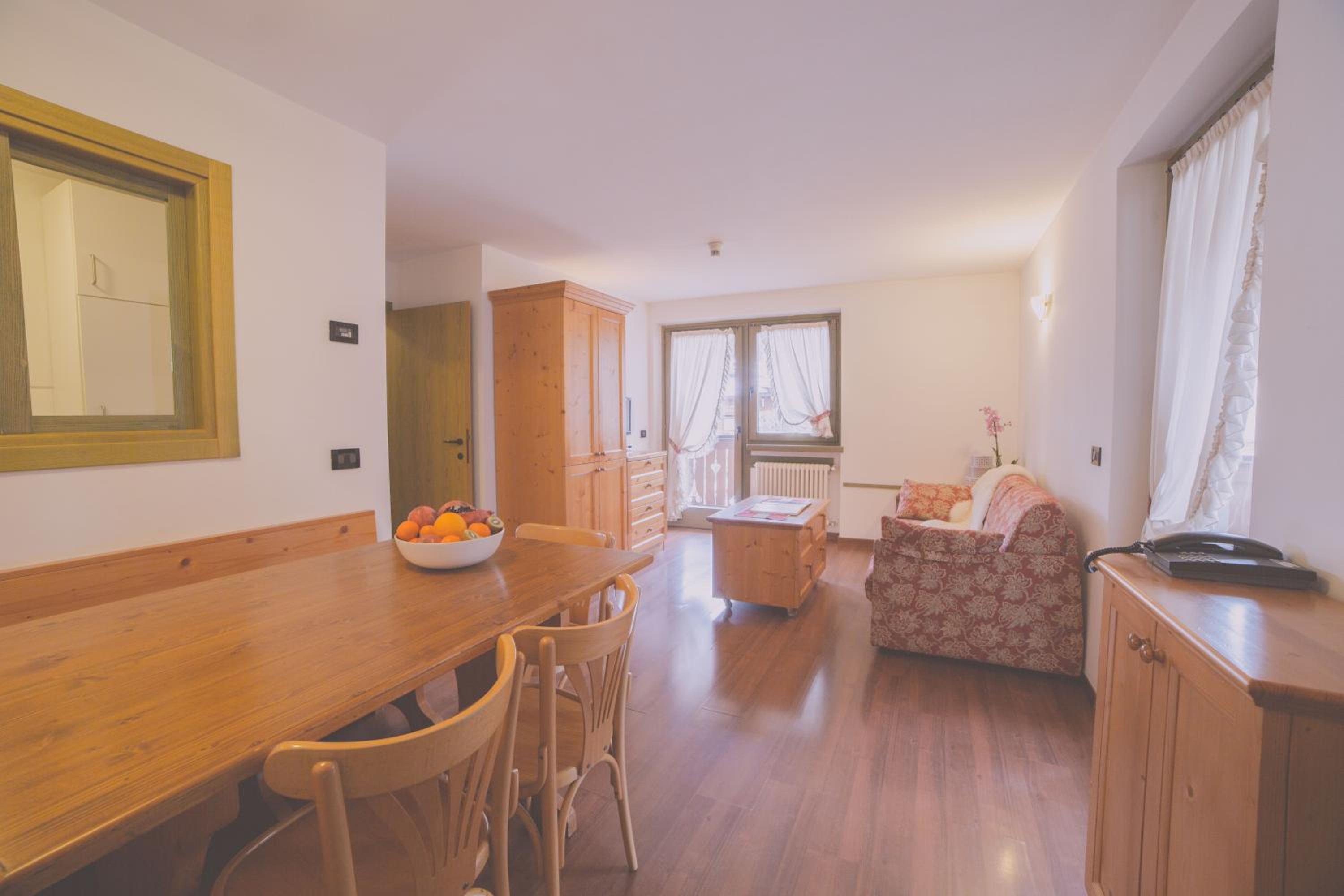 Two-Bedroom Apartment (6 Adults) photo 2