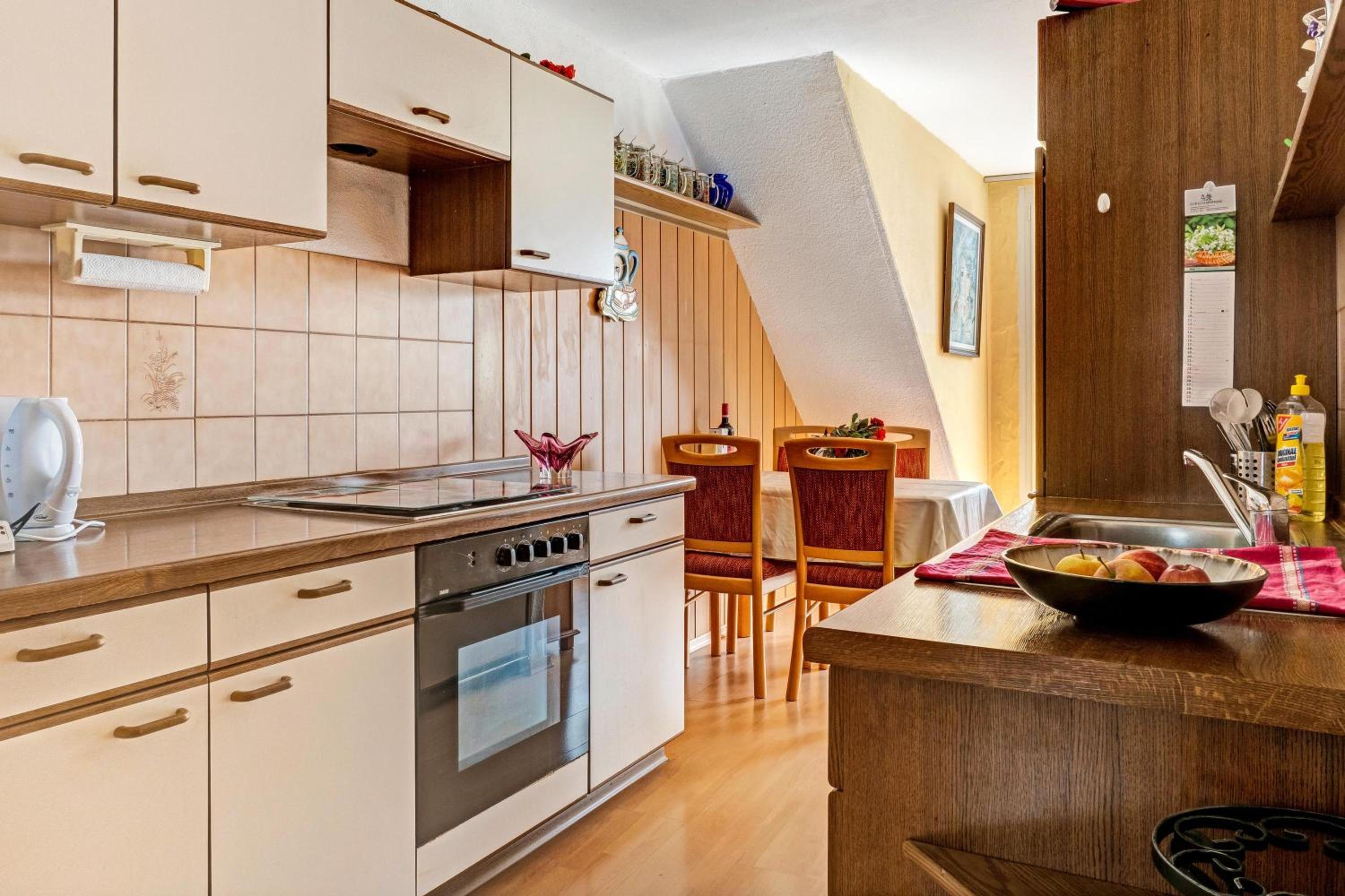Two-Bedroom Deluxe Apartment with Balcony photo 3