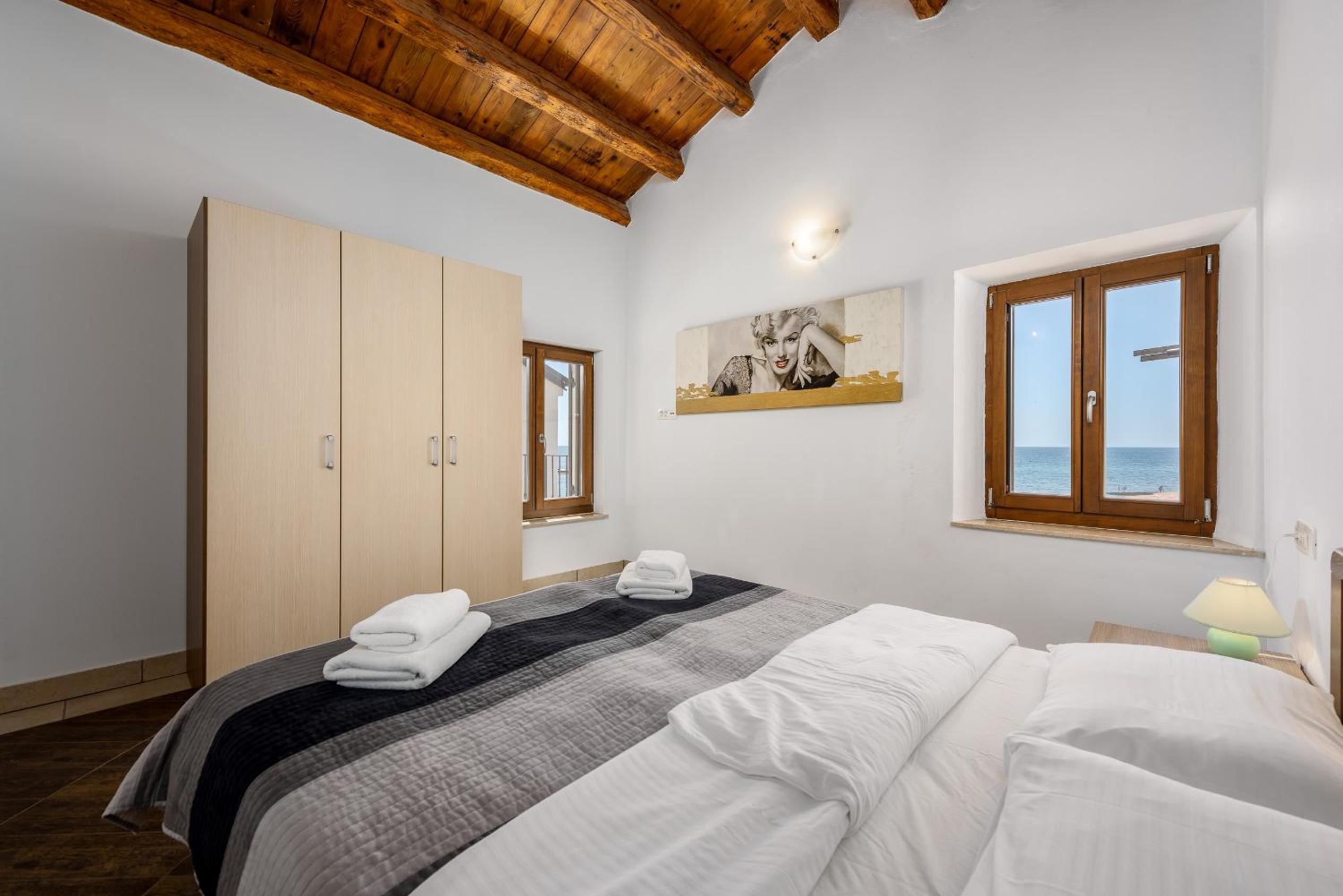 One-Bedroom Apartment with Balcony and Sea View