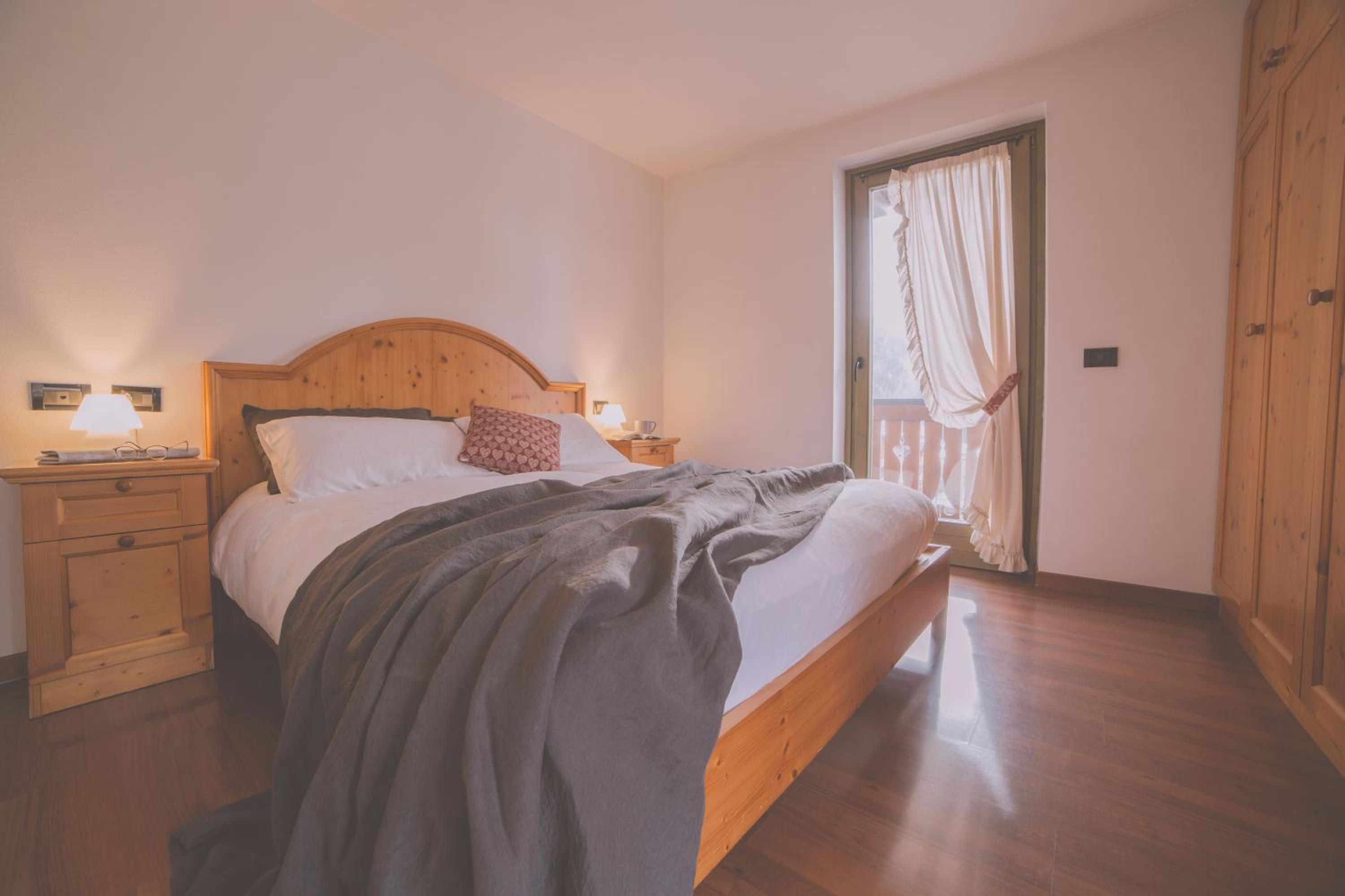 Two-Bedroom Apartment (6 Adults) photo 1
