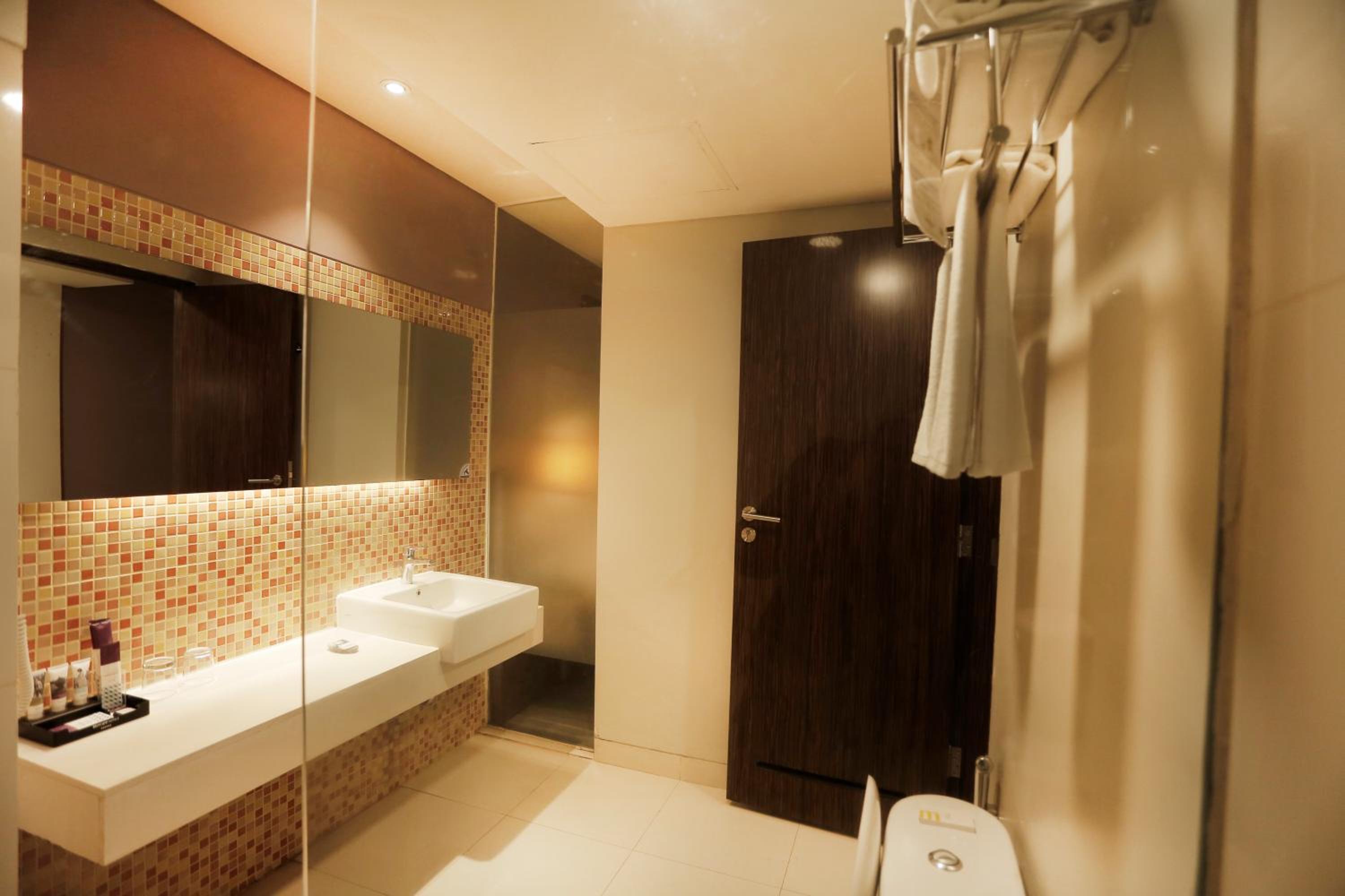 Superior Twin Room - Photo 4
