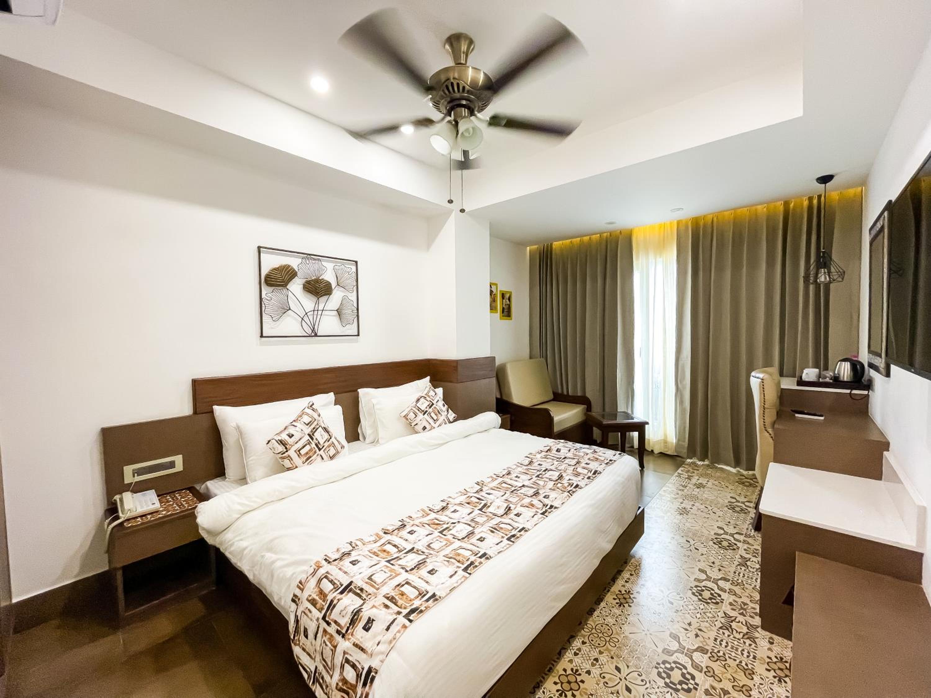 Premier Room - Photo 8