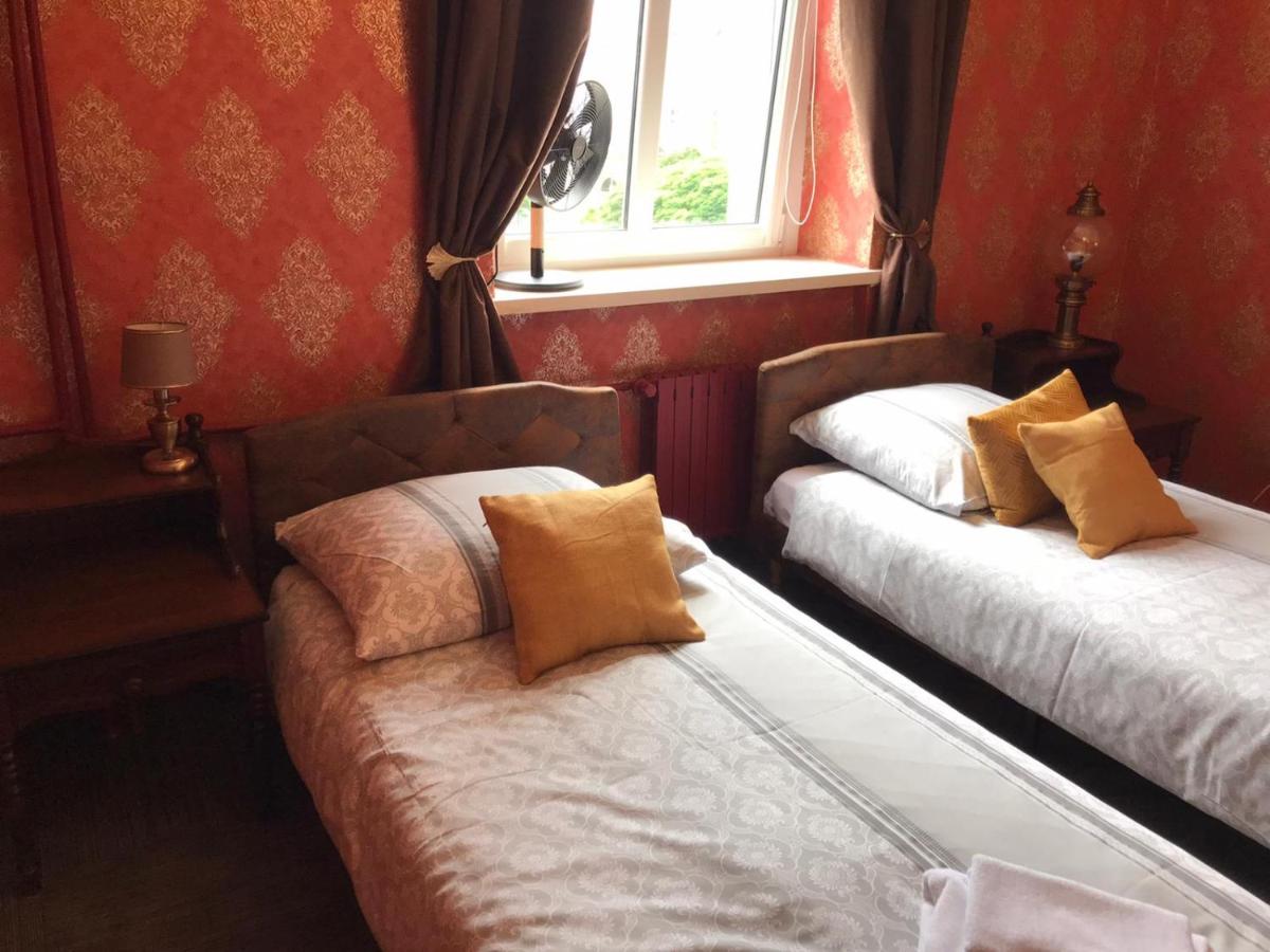 Deluxe Double or Twin Room photo 2