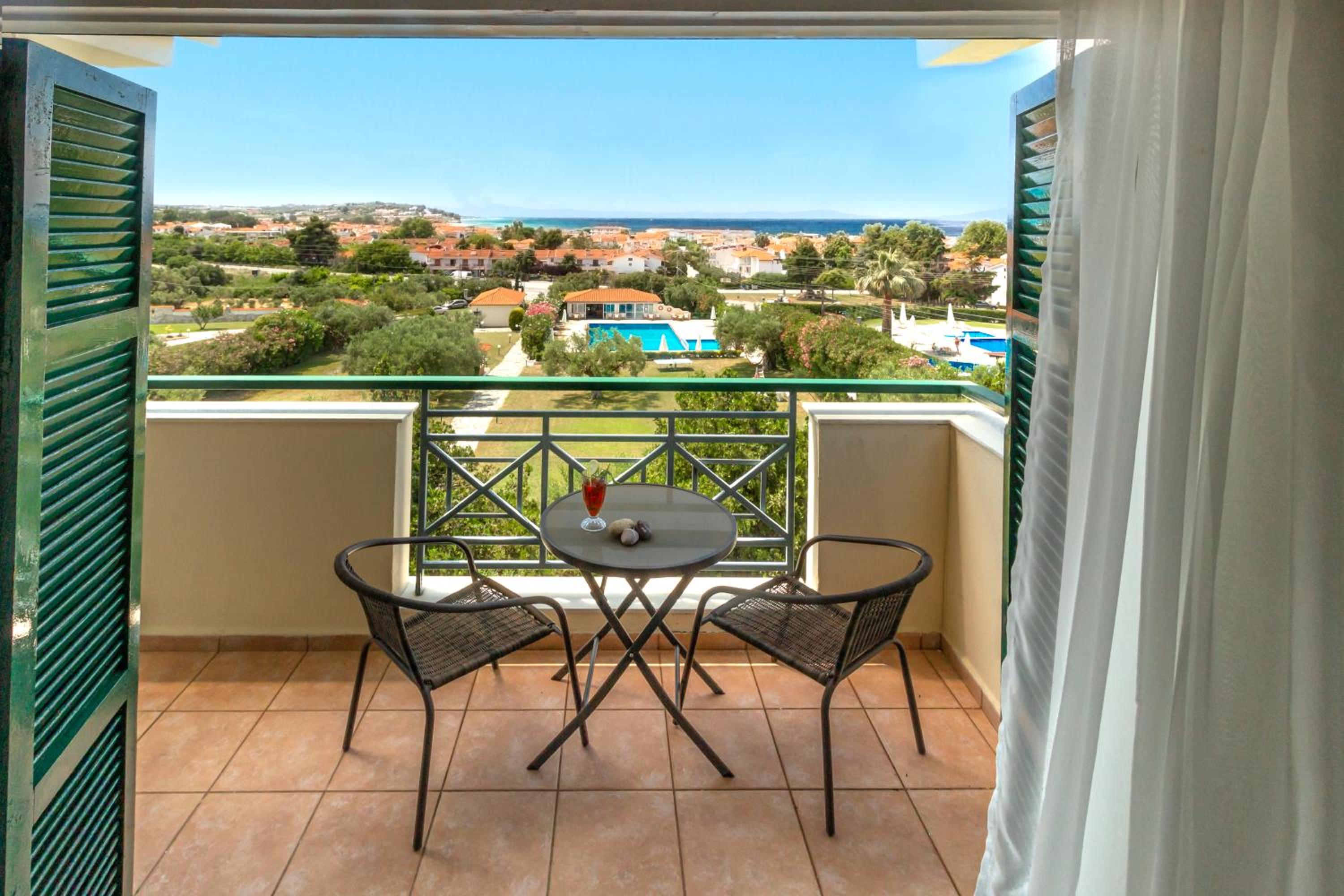 Double Room with Sea View - Photo 3