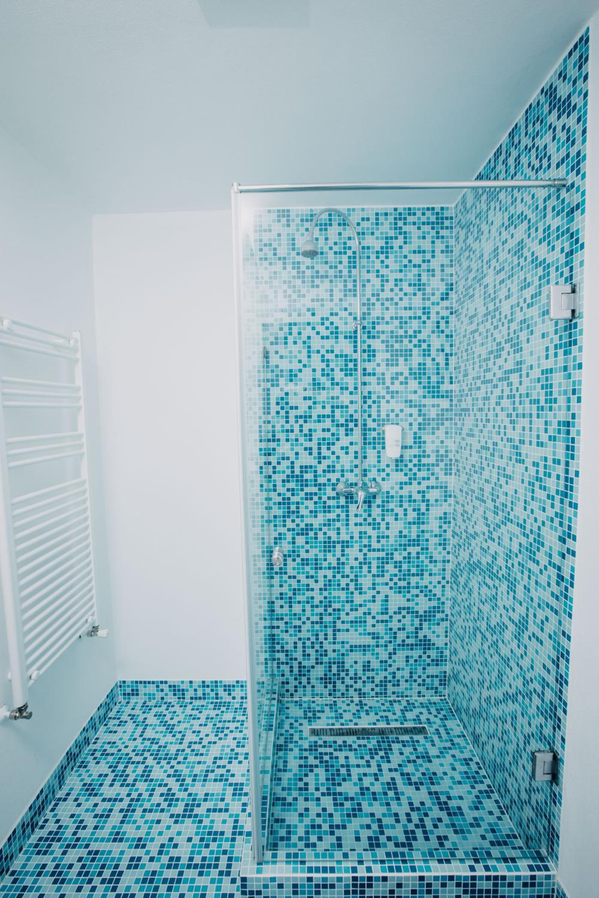 Quadruple Room with Bathroom photo 2