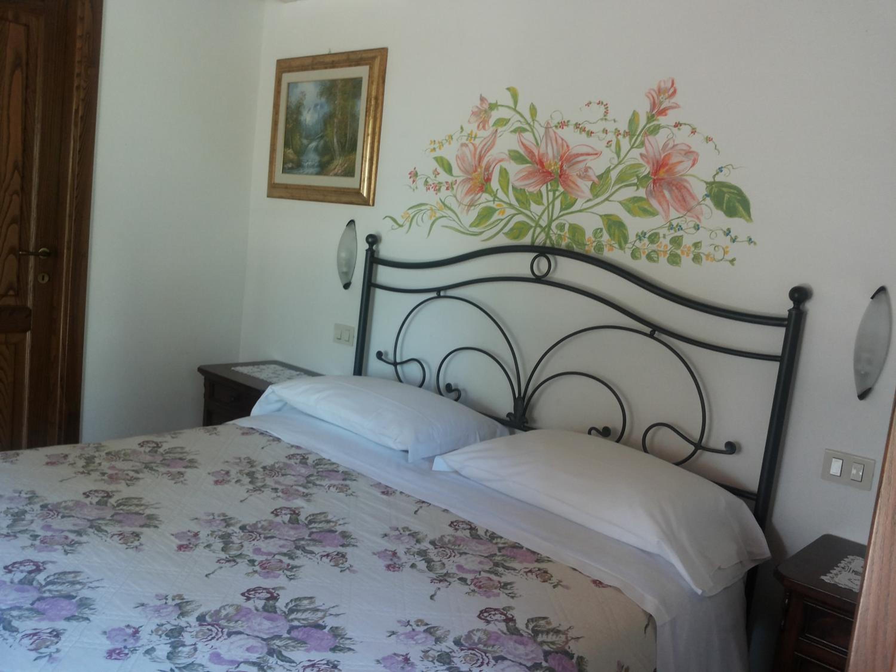 Double Room - Photo 1