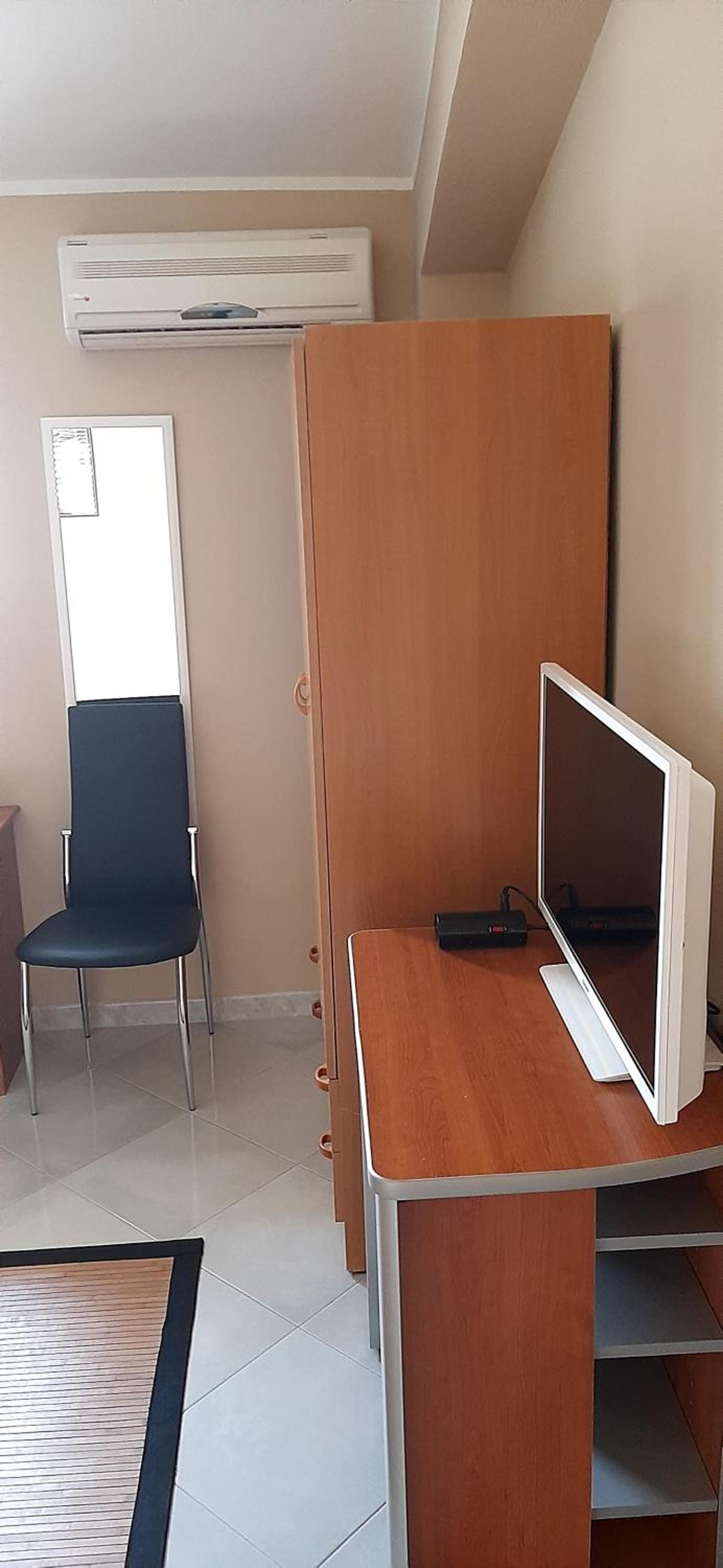 Deluxe Double Room - Photo 11